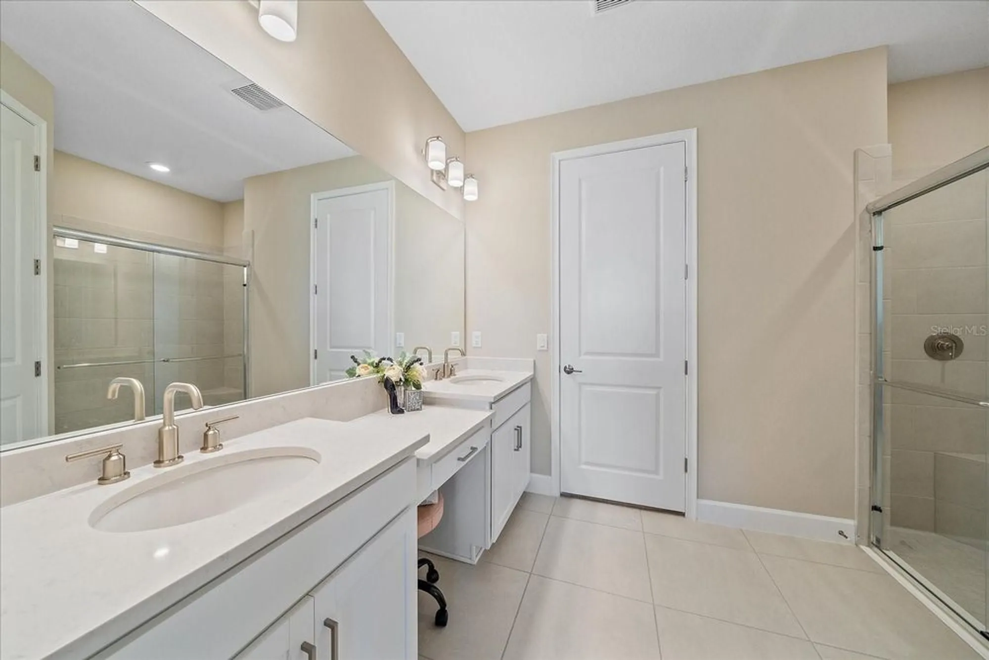 Property Slideshow image 22 of 38 | 6120 plateau ct, Bradenton, FL, 34203
