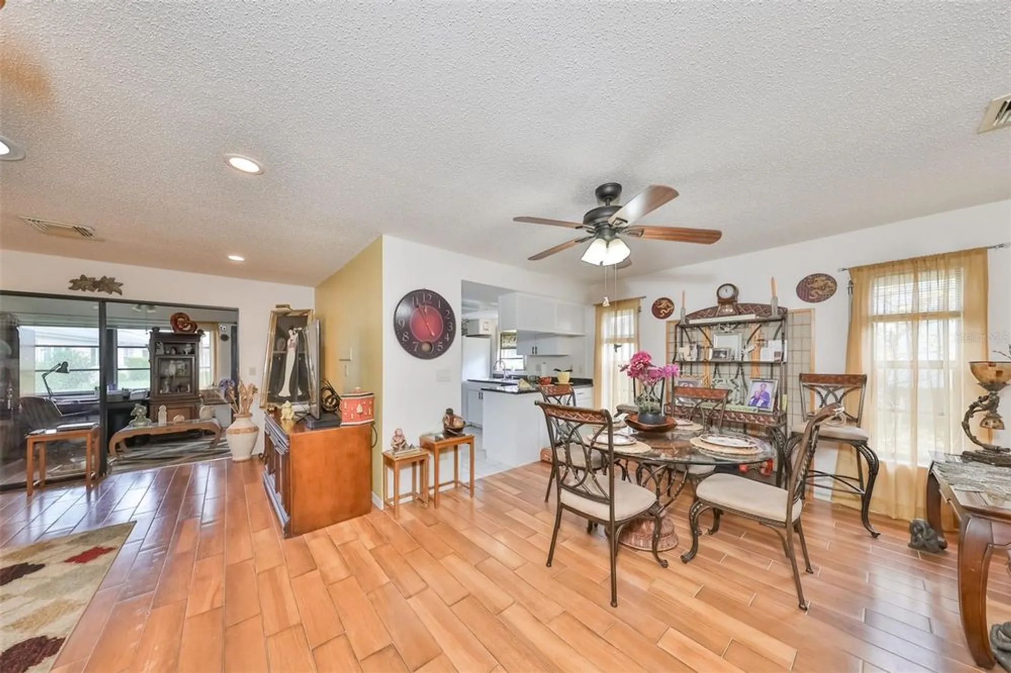 Property Slideshow image 9 of 40 | 1417 langley dr, Sun City Center, FL, 33573