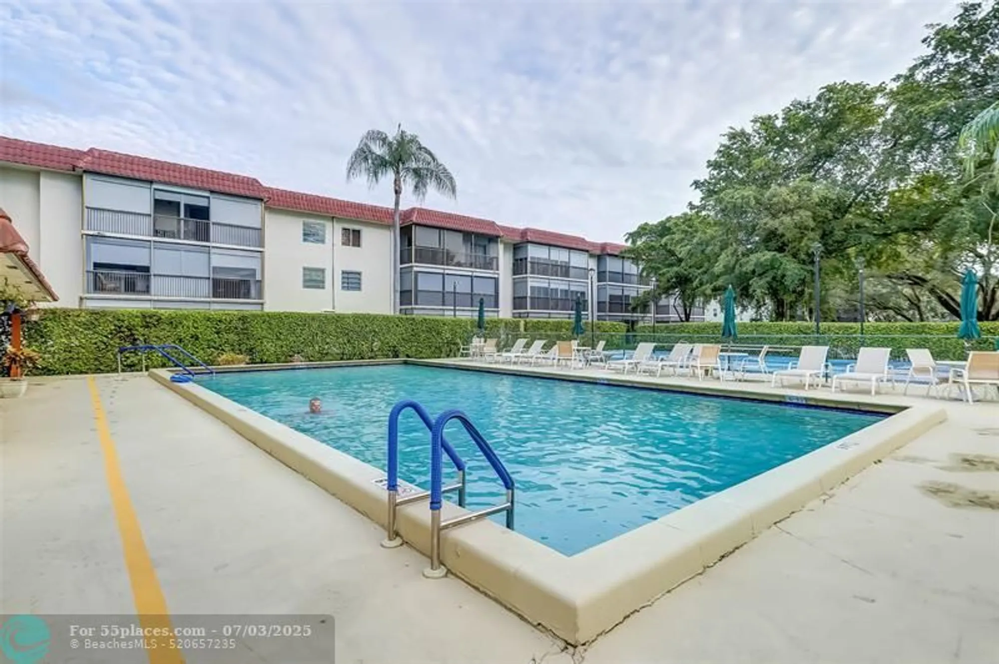Property Slideshow image 10 of 15 | 8930 s hollybrook blvd 201, Pembroke Pines, FL, 33025