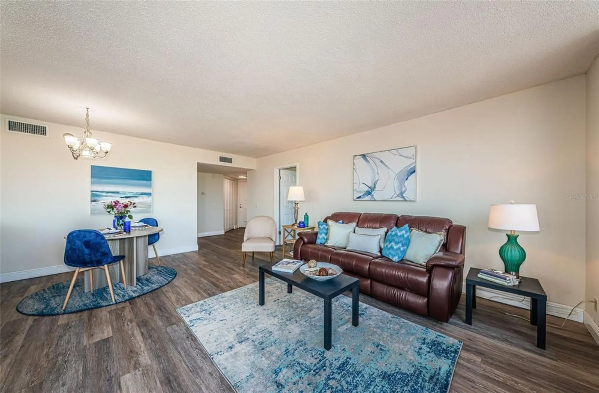 Property Slideshow image 9 of 62 | 6158 palma del mar blvd s apt 306, St Petersburg, FL, 33715