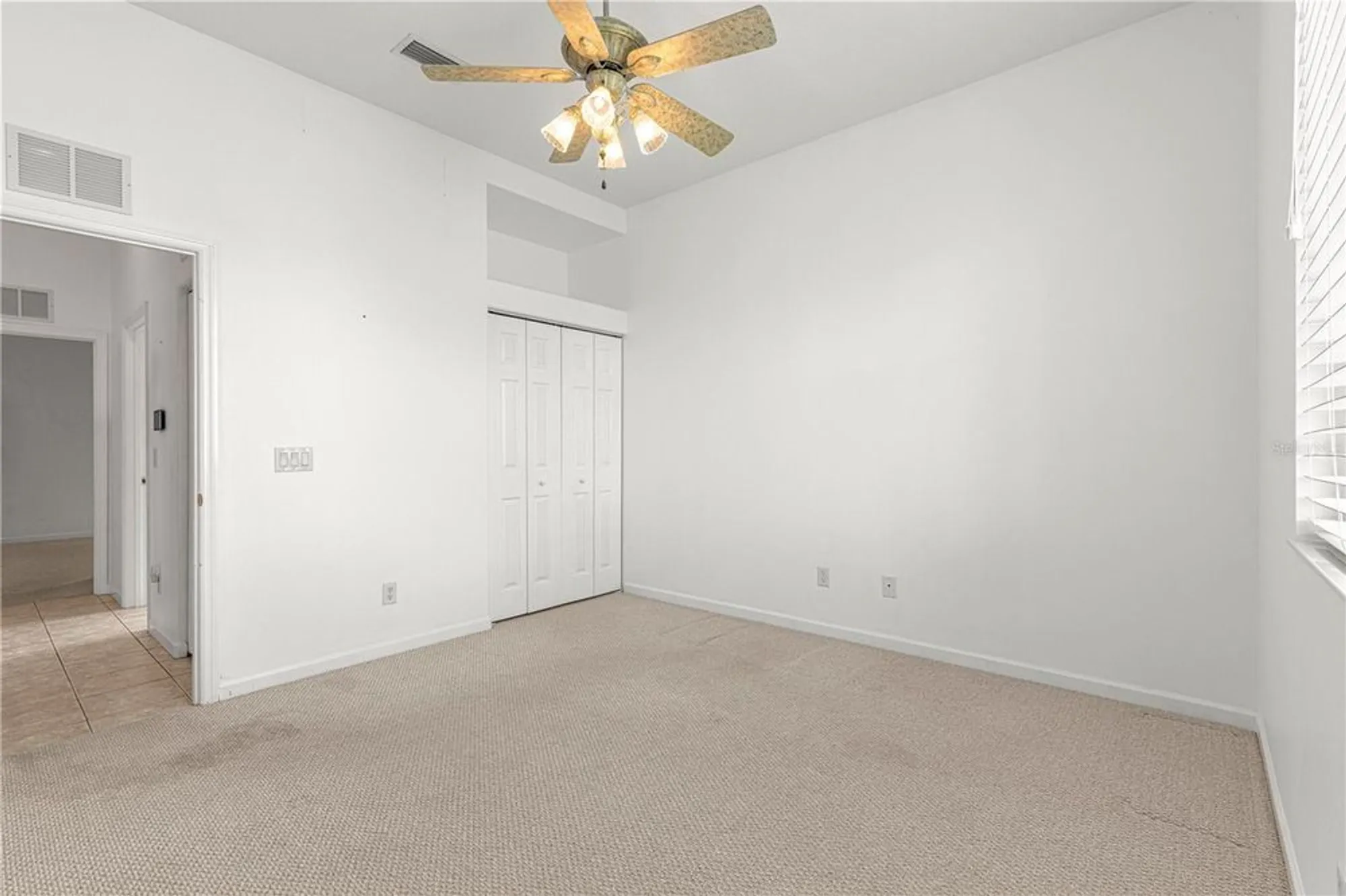 Property Slideshow image 24 of 44 | 5647 nw 25th loop, Ocala, FL, 34482