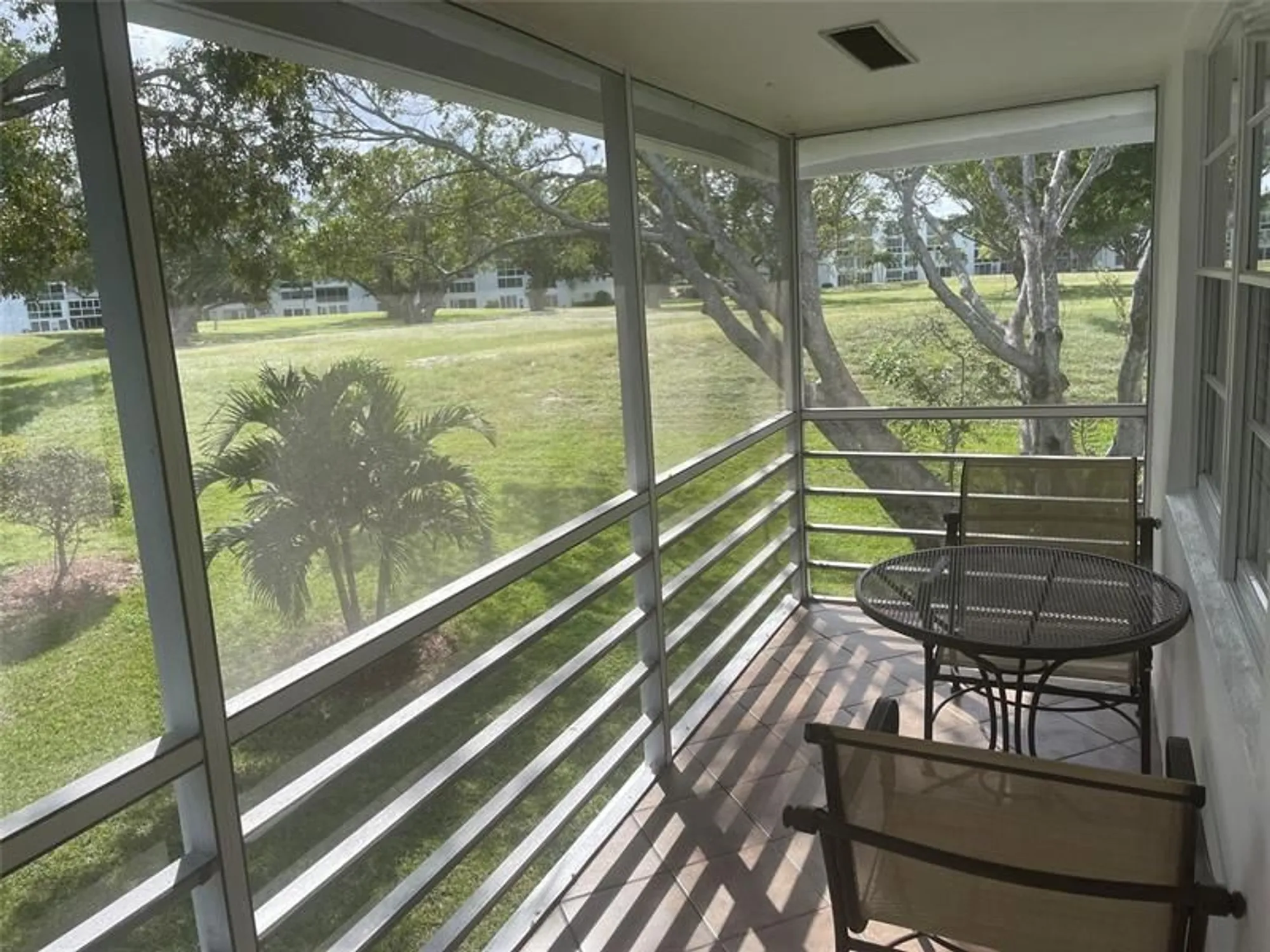 Property Slideshow image 17 of 64 | 40 keswick b # 40, Deerfield Beach, FL, 33442