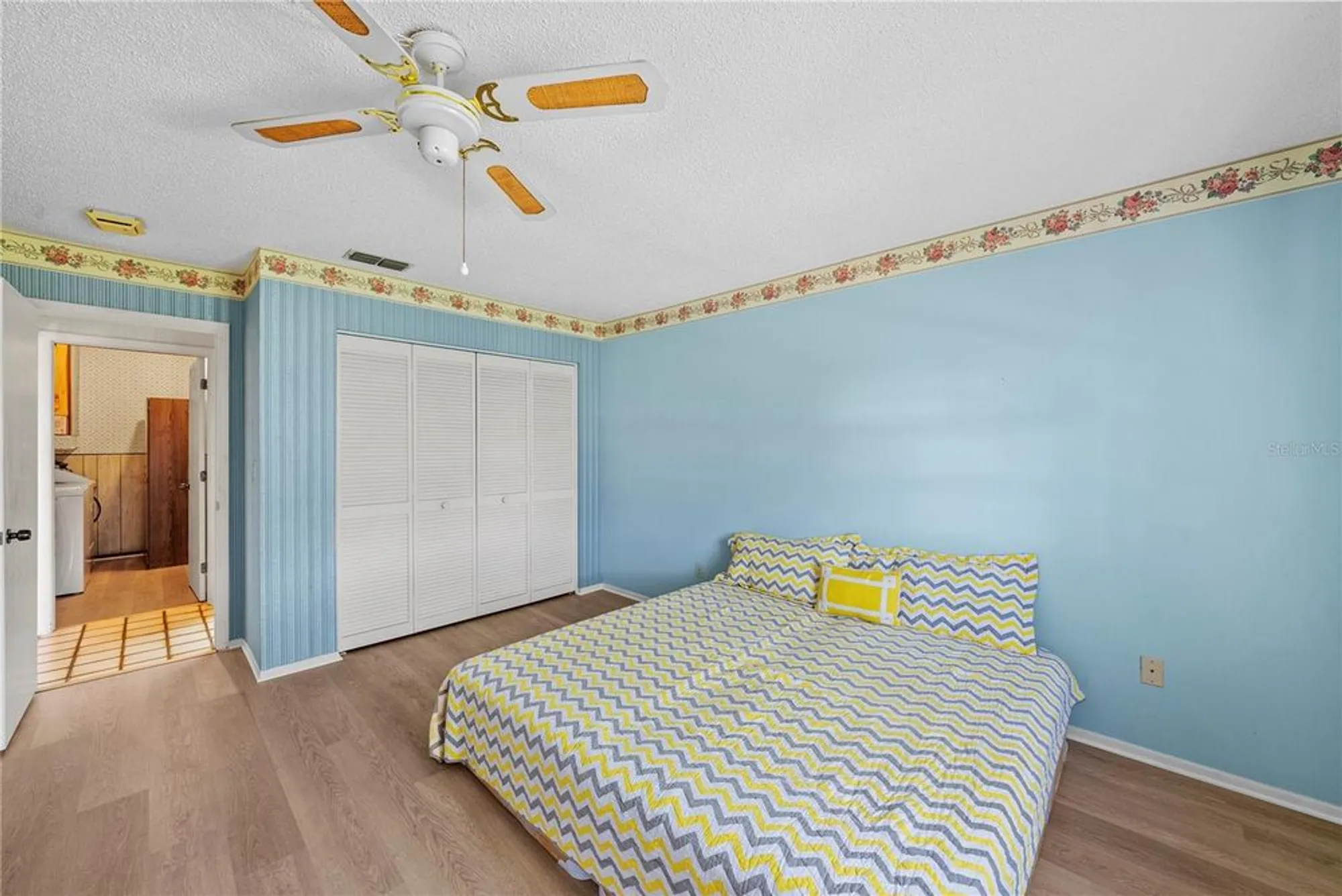 Property Slideshow image 28 of 100 | 3420 stonehaven ct d, Palm Harbor, FL, 34684