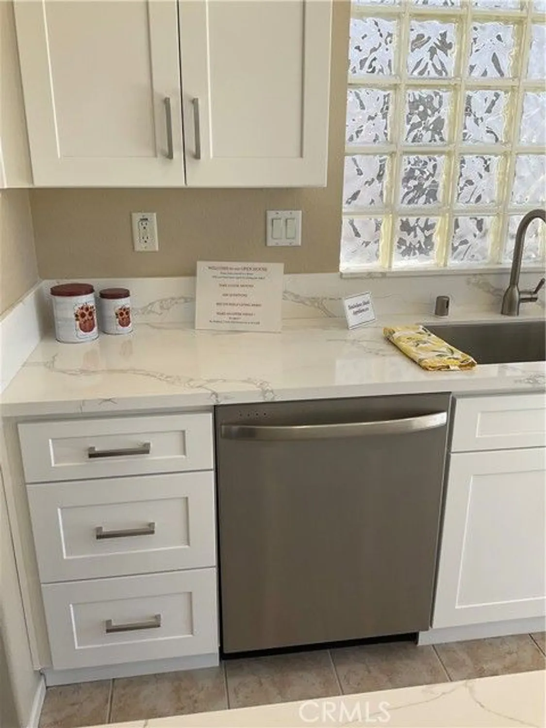 Property Slideshow image 14 of 60 | 8251 triplett ln, Hemet, CA, 92545