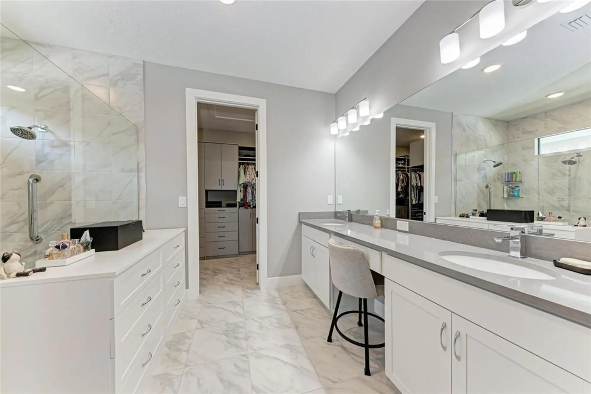 Property Slideshow image 23 of 83 | 17814 cresswind ter, Bradenton, FL, 34211