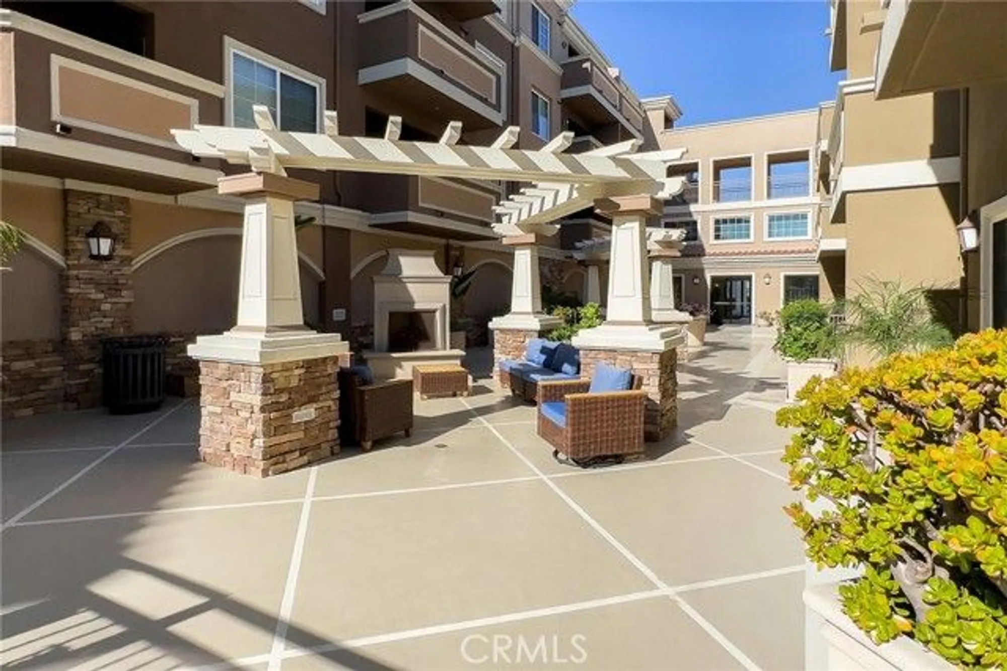 Property Slideshow image 14 of 21 | 2750 artesia blvd 327, Redondo Beach, CA, 90278