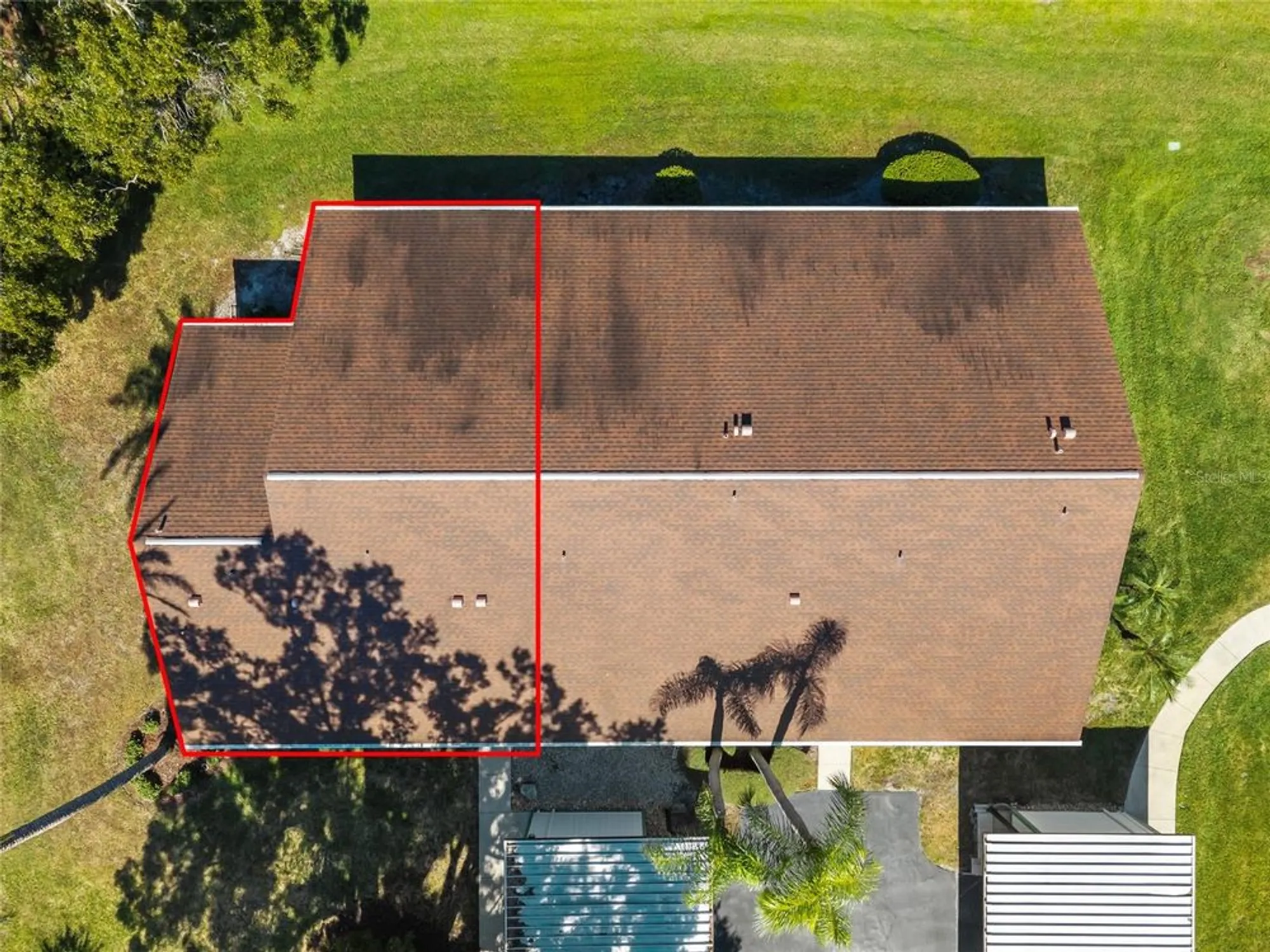 Property Slideshow image 26 of 46 | 2502 royal pines cir # 5a, Clearwater, FL, 33763