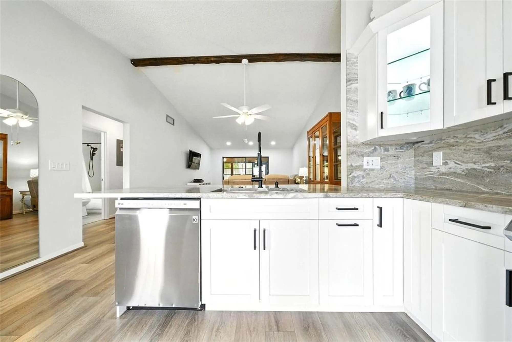 Property Slideshow image 20 of 44 | 1725 pine ridge way e, Palm Harbor, FL, 34684