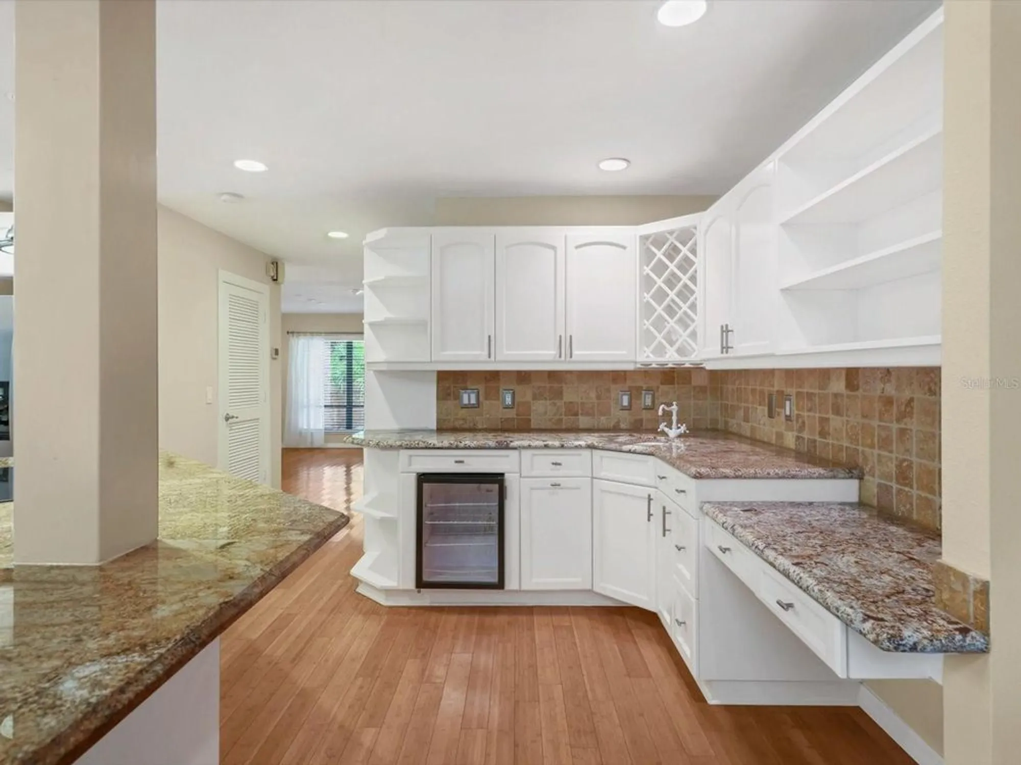 Property Slideshow image 15 of 46 | 1612 pine harrier cir, Sarasota, FL, 34231