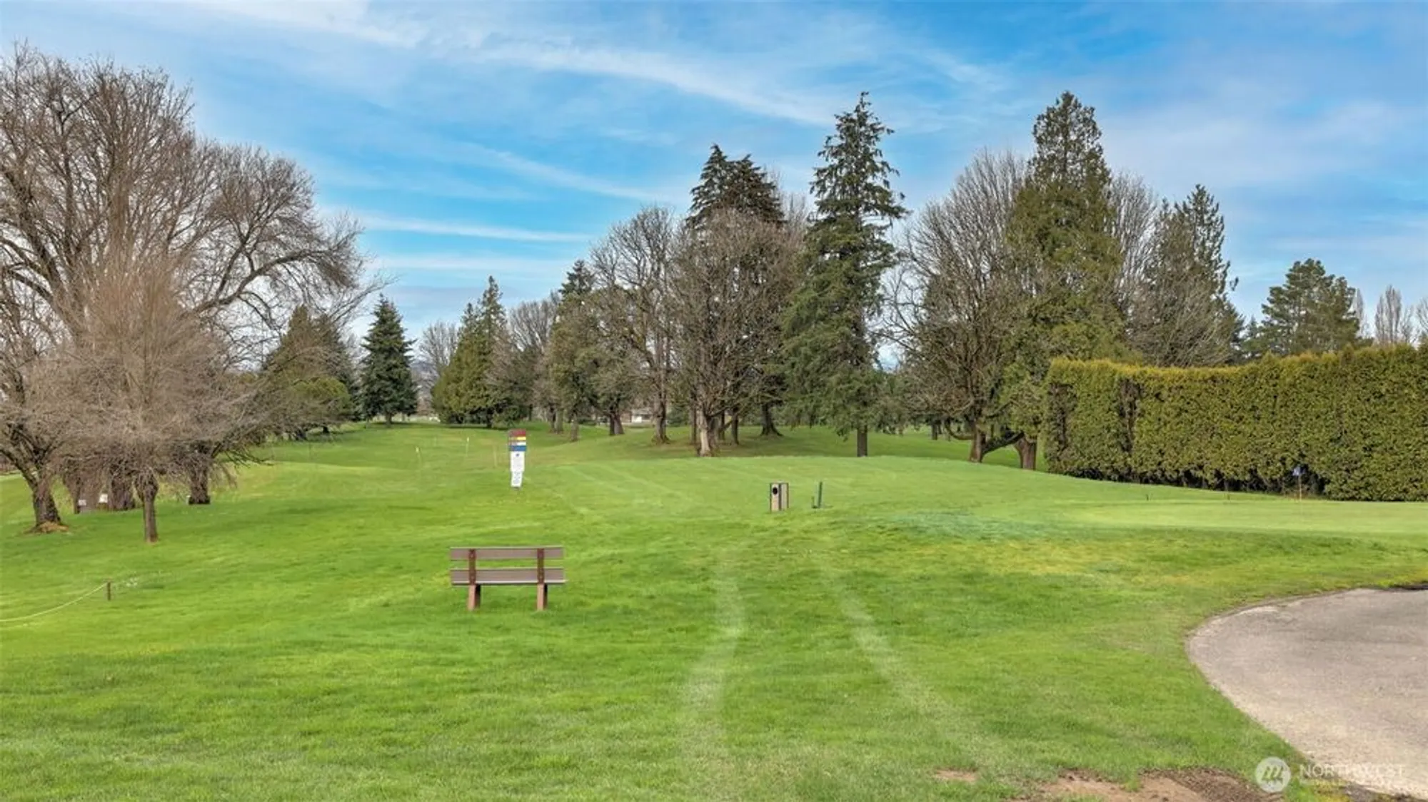 Property Slideshow image 19 of 23 | 10821 glen acres dr s c, Seattle, WA, 98168