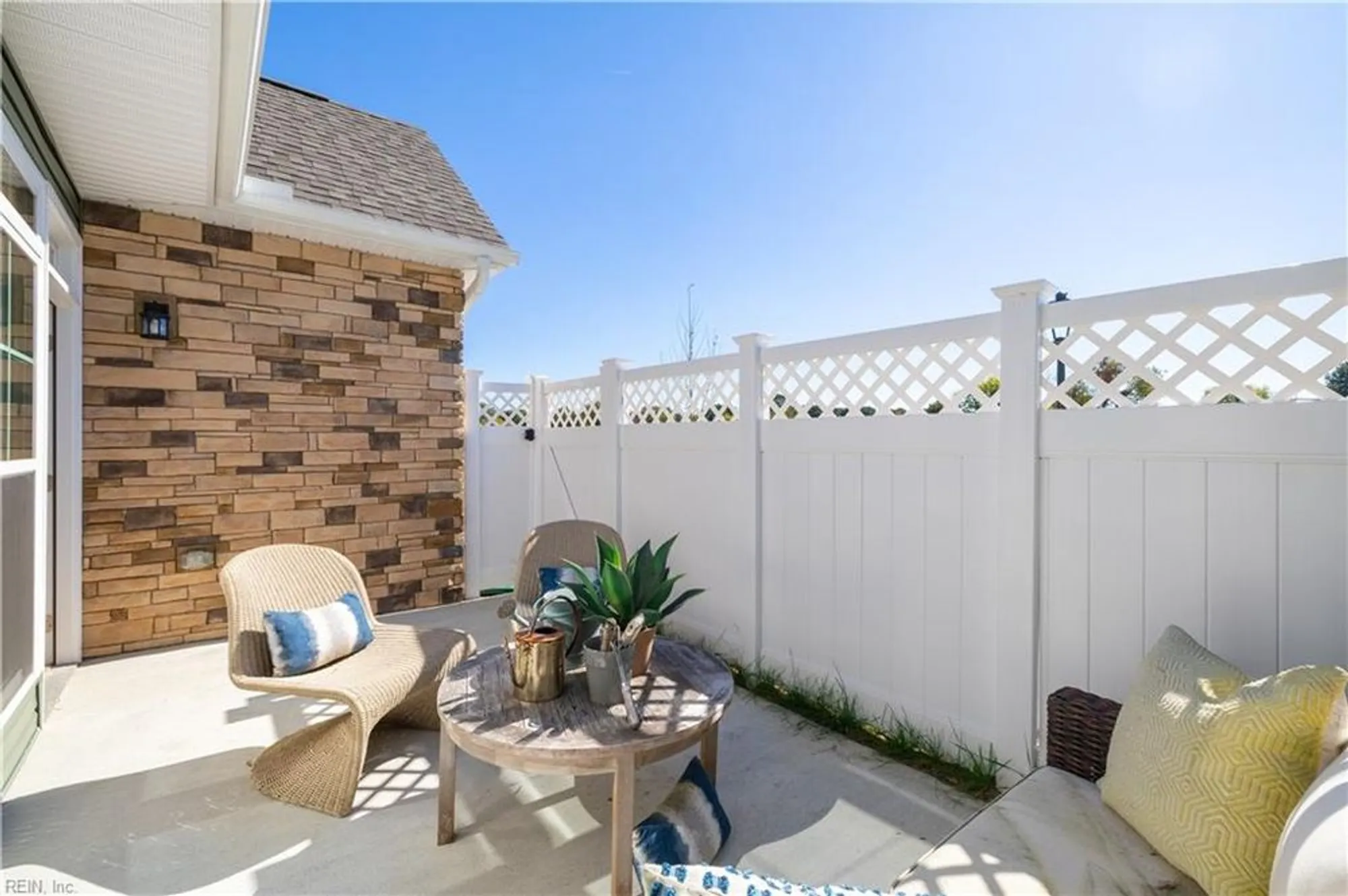 Property Slideshow image 28 of 42 | 104 cathedral st # 39-1, Smithfield, VA, 23430