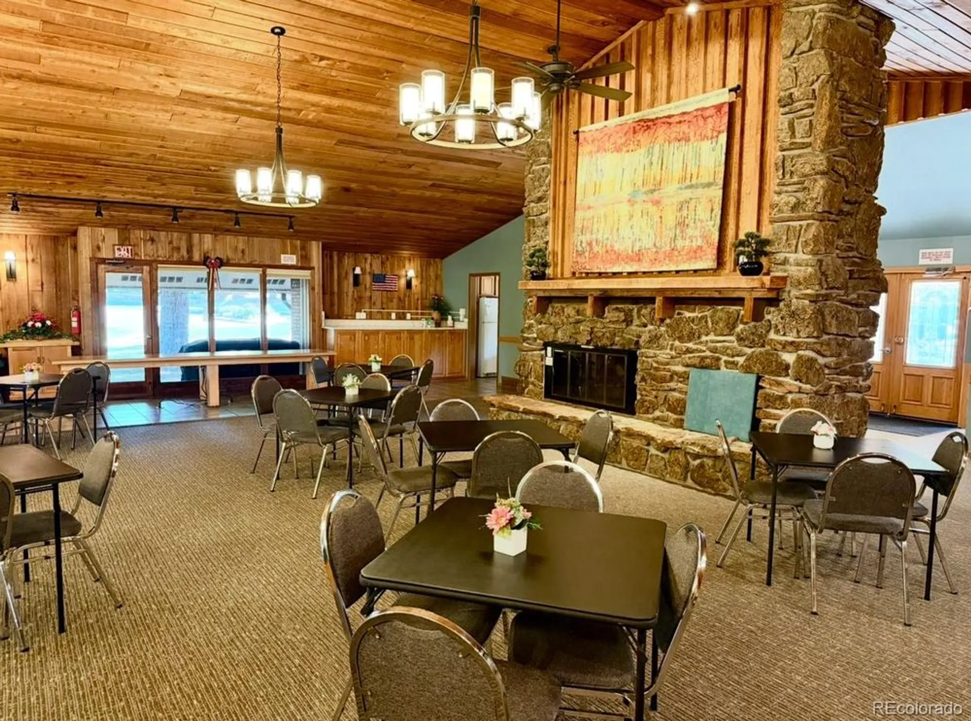 Property Slideshow image 26 of 32 | 53 douglas dr, Broomfield, CO, 80020