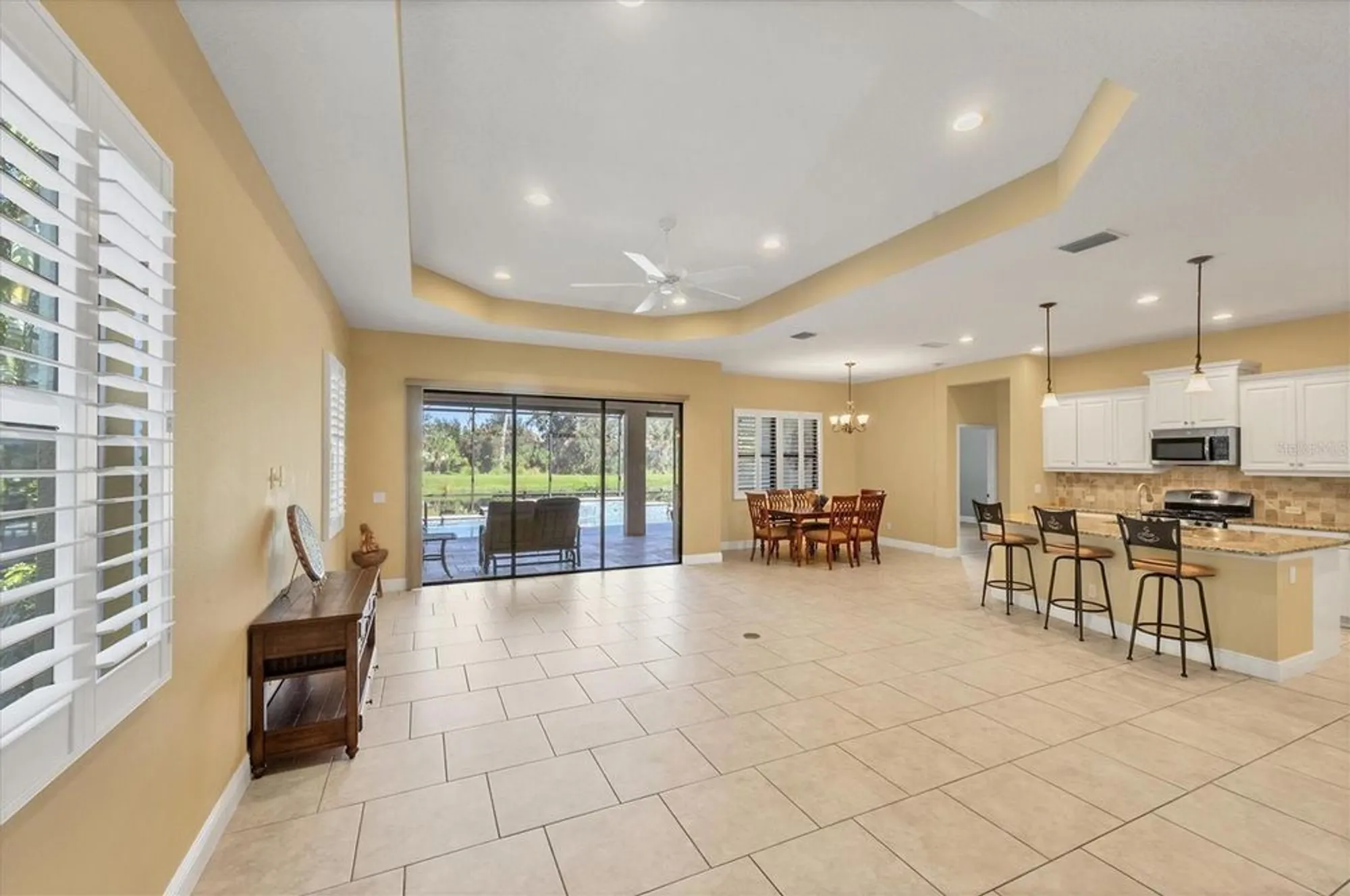 Property Slideshow image 10 of 83 | 4118 midnight blue run, Bradenton, FL, 34211
