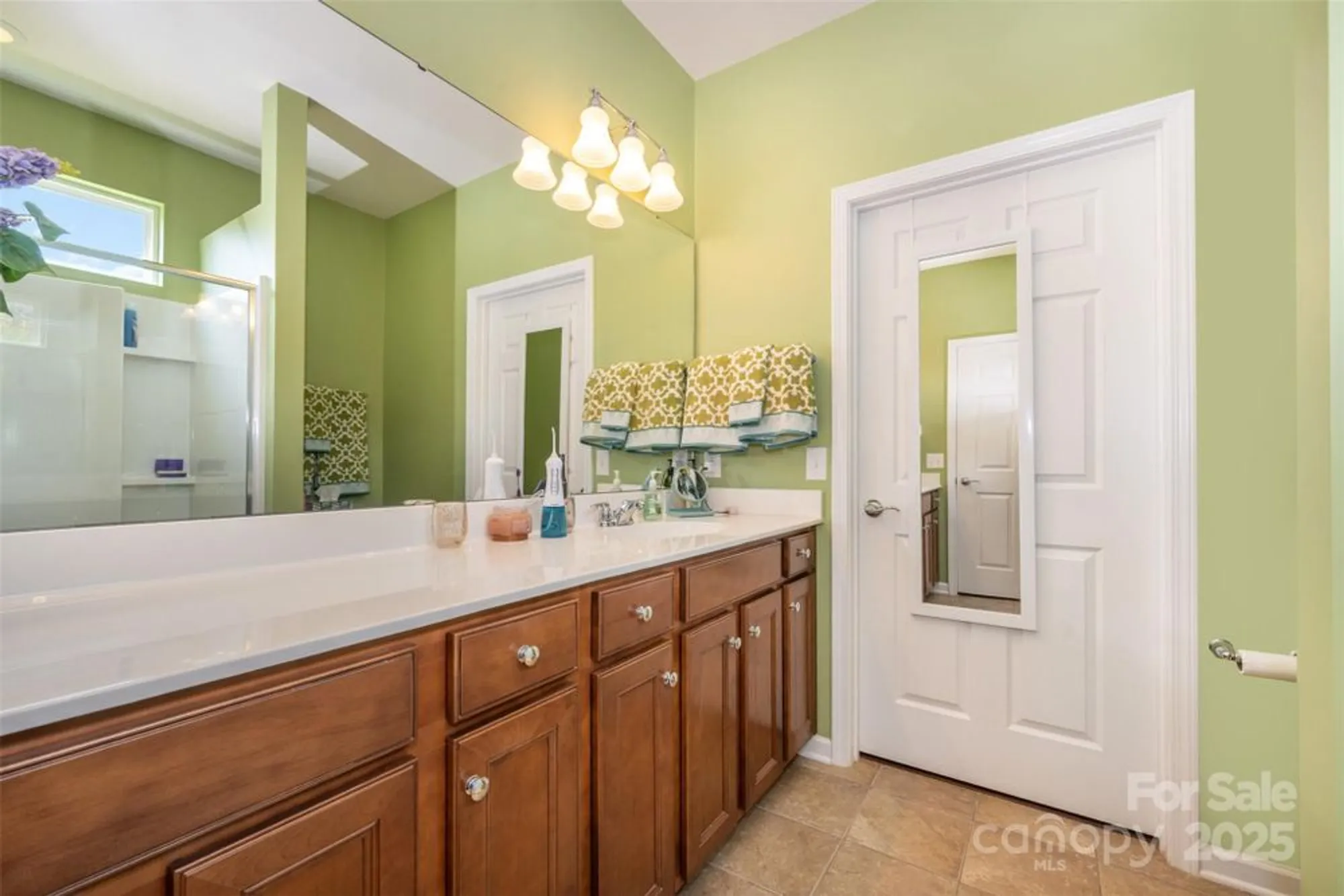 Property Slideshow image 17 of 32 | 23023 whimbrel cir, Fort Mill, SC, 29707