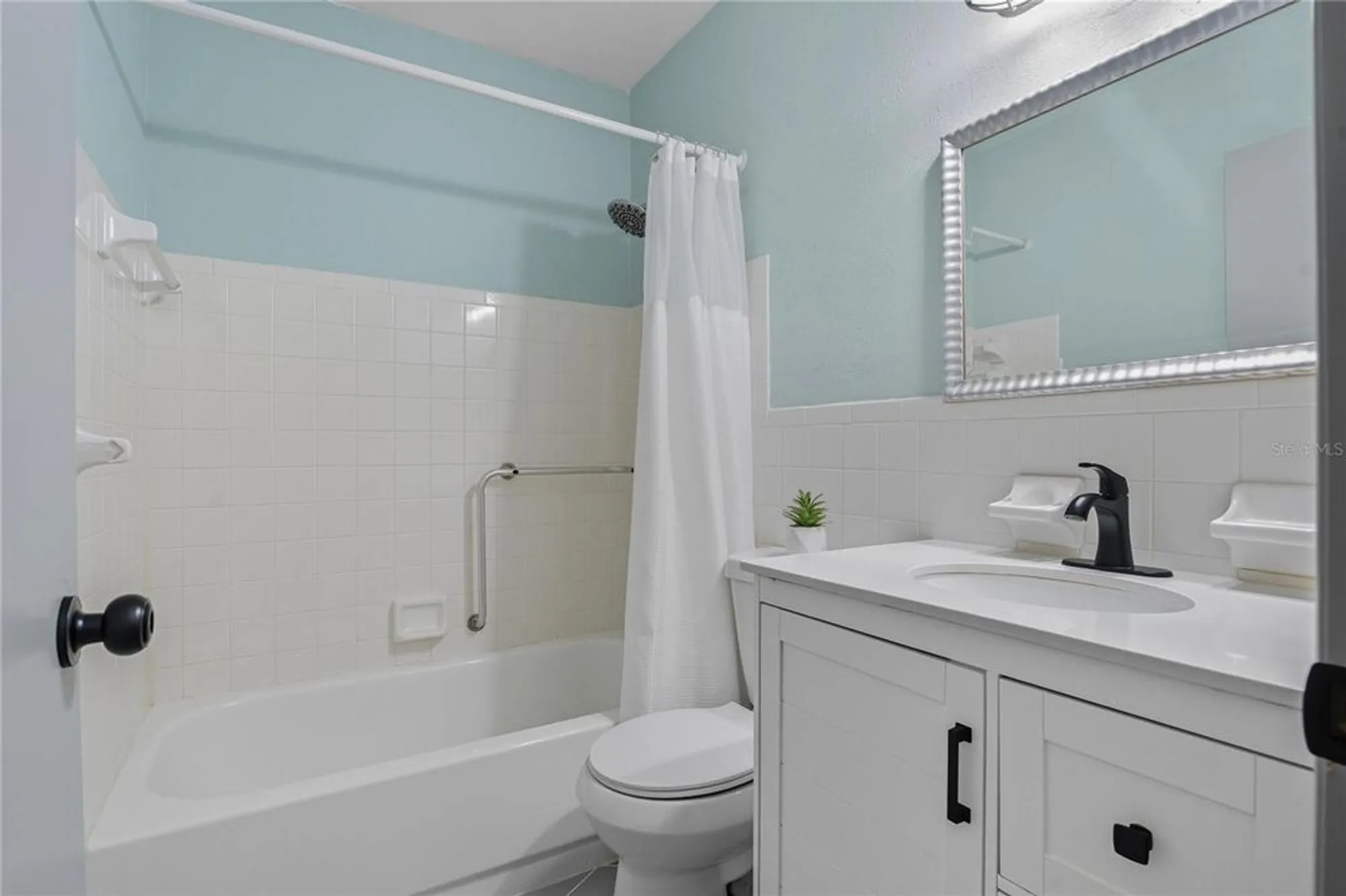 Property Slideshow image 27 of 40 | 2257 world parkway blvd 61, Clearwater, FL, 33763
