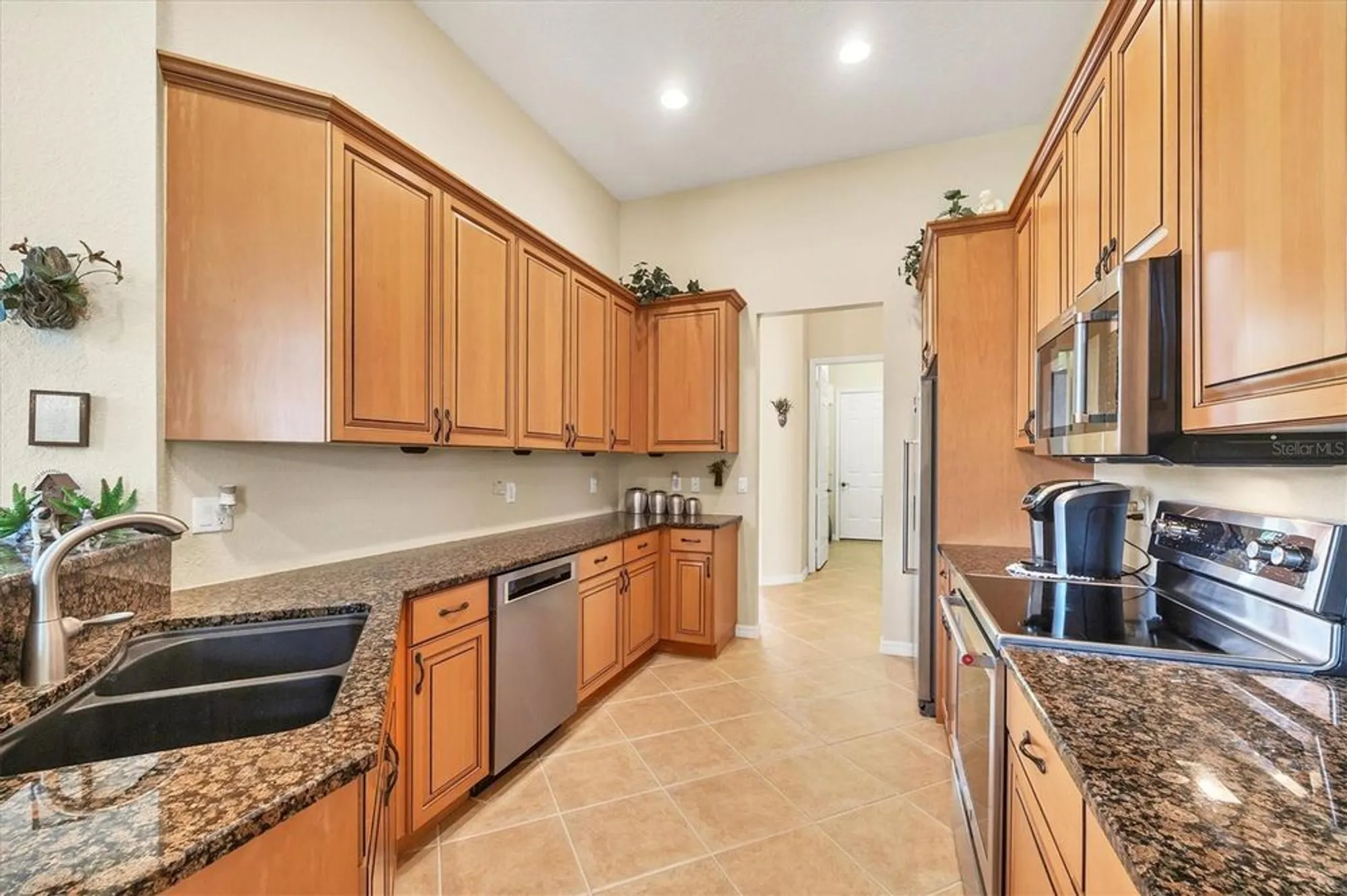 Property Slideshow image 9 of 57 | 6312 41st ct, Sarasota, FL, 34243