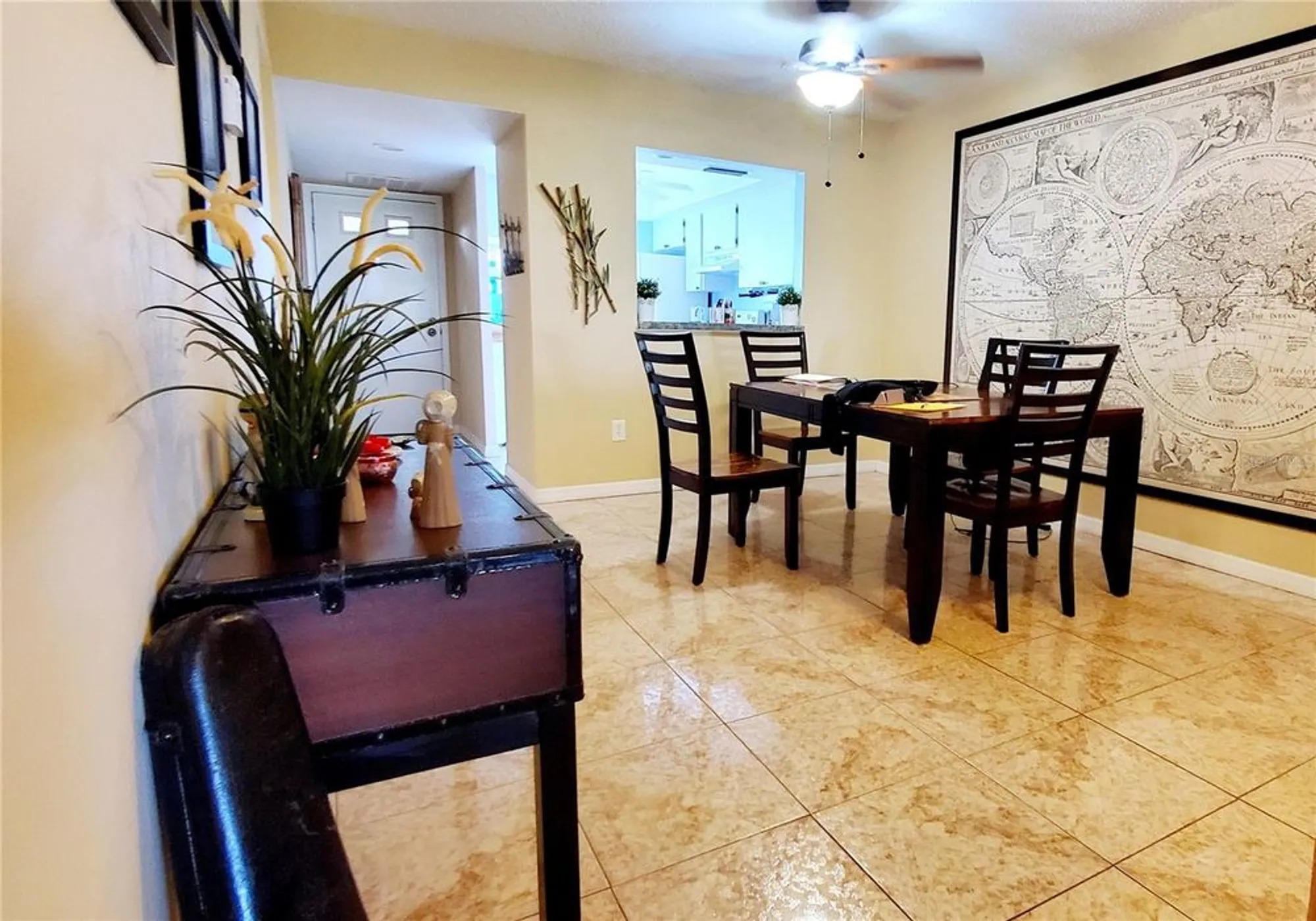 Property Slideshow image 9 of 20 | 11204 pembridge ct 5, Port Richey, FL, 34668