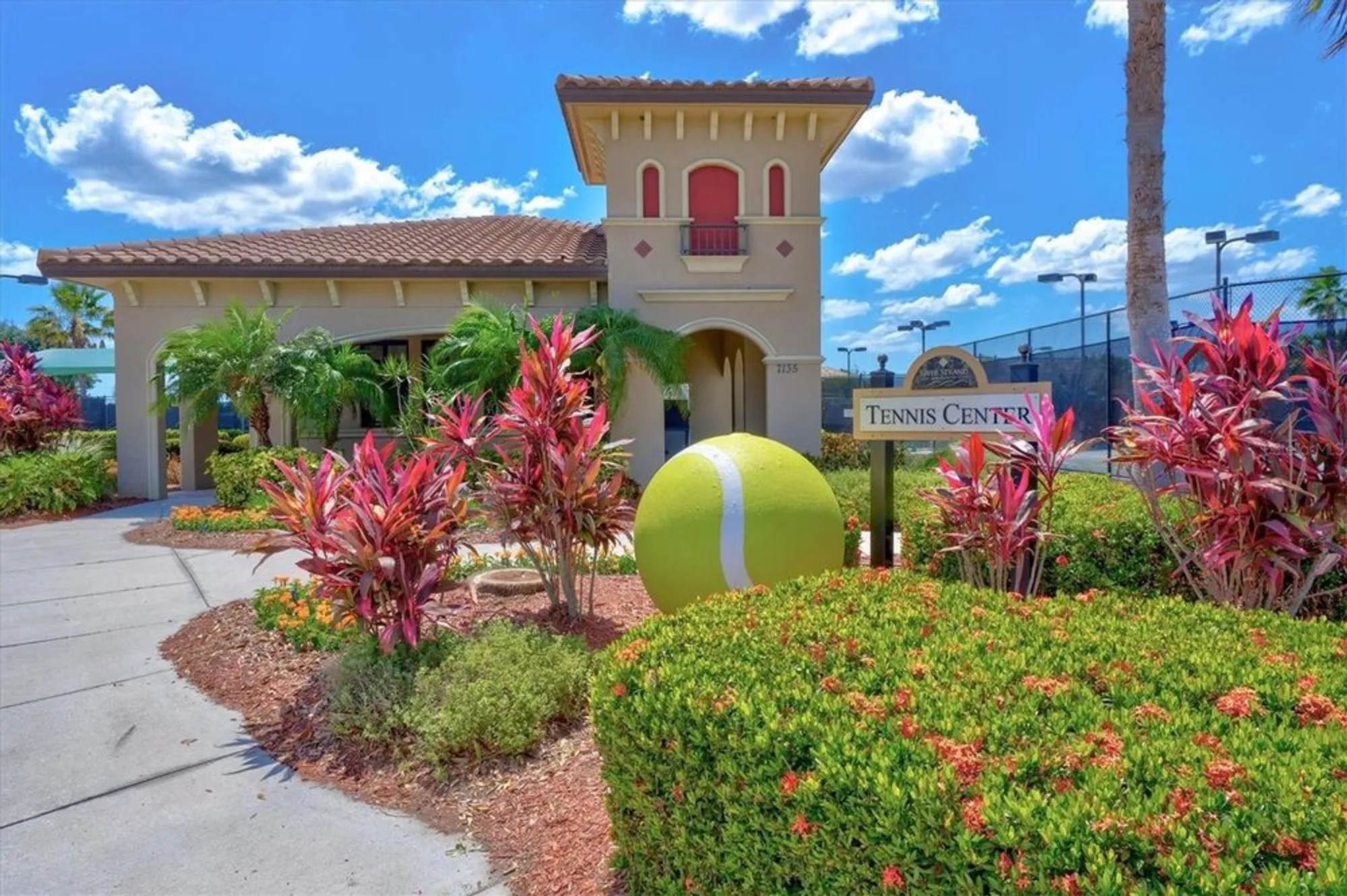Property Slideshow image 44 of 92 | 6870 willowshire way, Bradenton, FL, 34212
