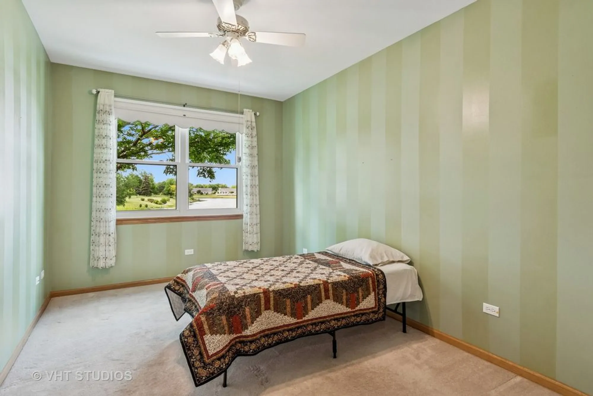 Property Slideshow image 19 of 52 | 21144 buckeye ct, Plainfield, IL, 60544