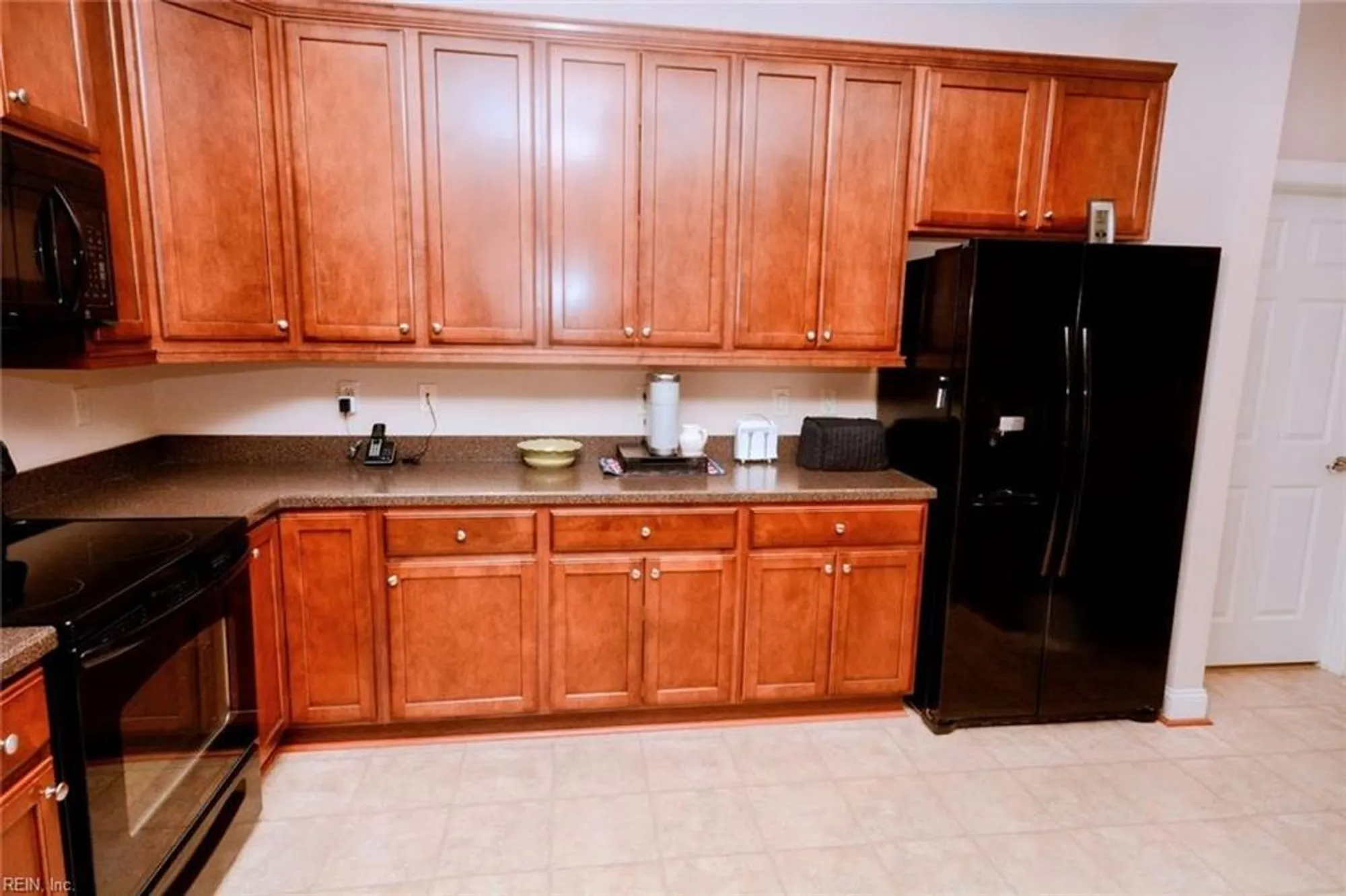 Property Slideshow image 16 of 41 | 1443 thistlewood ln, Chesapeake, VA, 23320