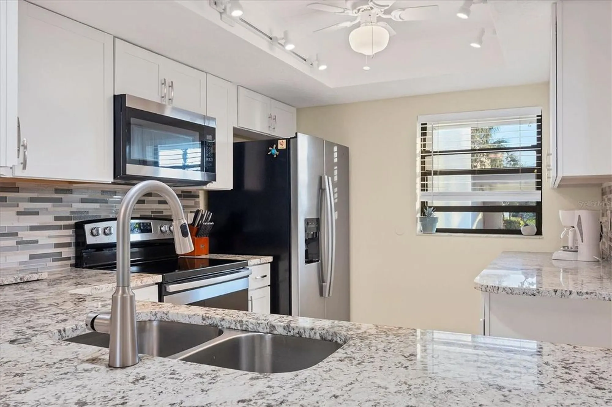 Property Slideshow image 8 of 33 | 1100 capri isles blvd apt 317, Venice, FL, 34292