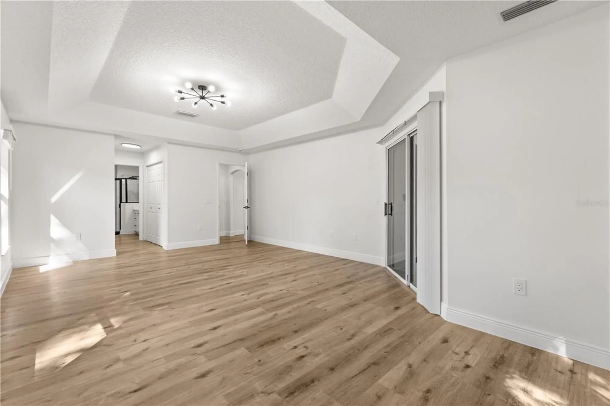 Property Slideshow image 15 of 42 | 39634 harbor hills blvd, Lady Lake, FL, 32159