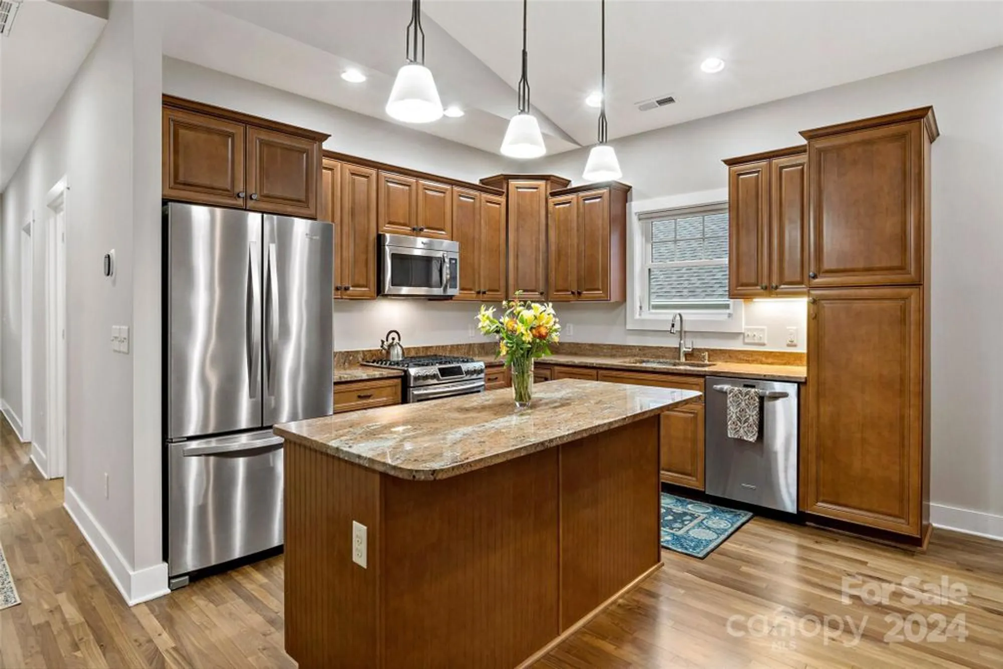 Property Slideshow image 14 of 43 | 4 nectar way, Swannanoa, NC, 28778