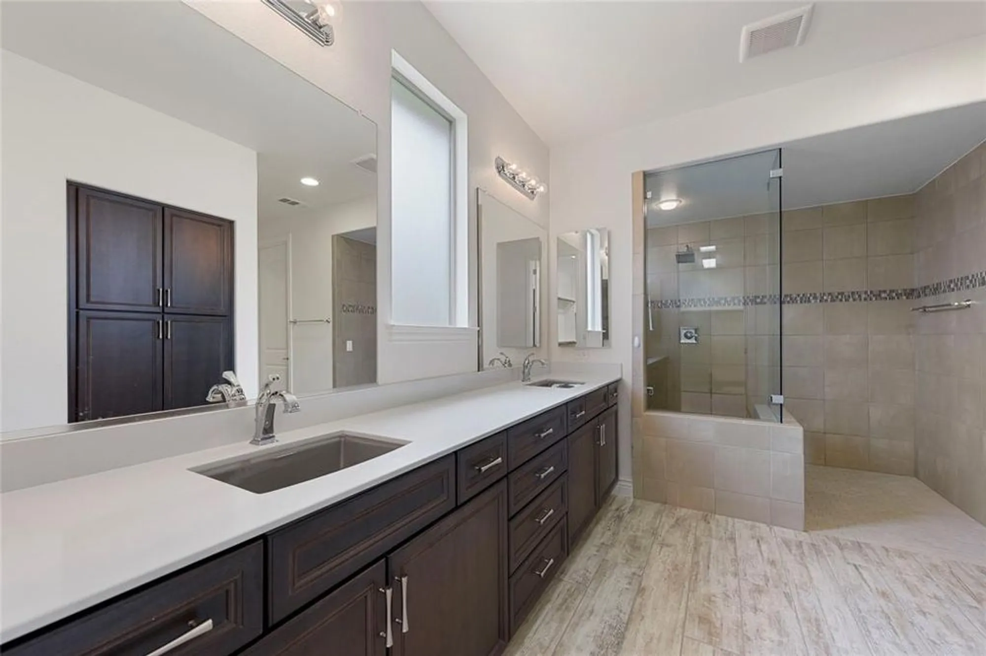 Property Slideshow image 18 of 33 | 9921 flint way, Denton, TX, 76207