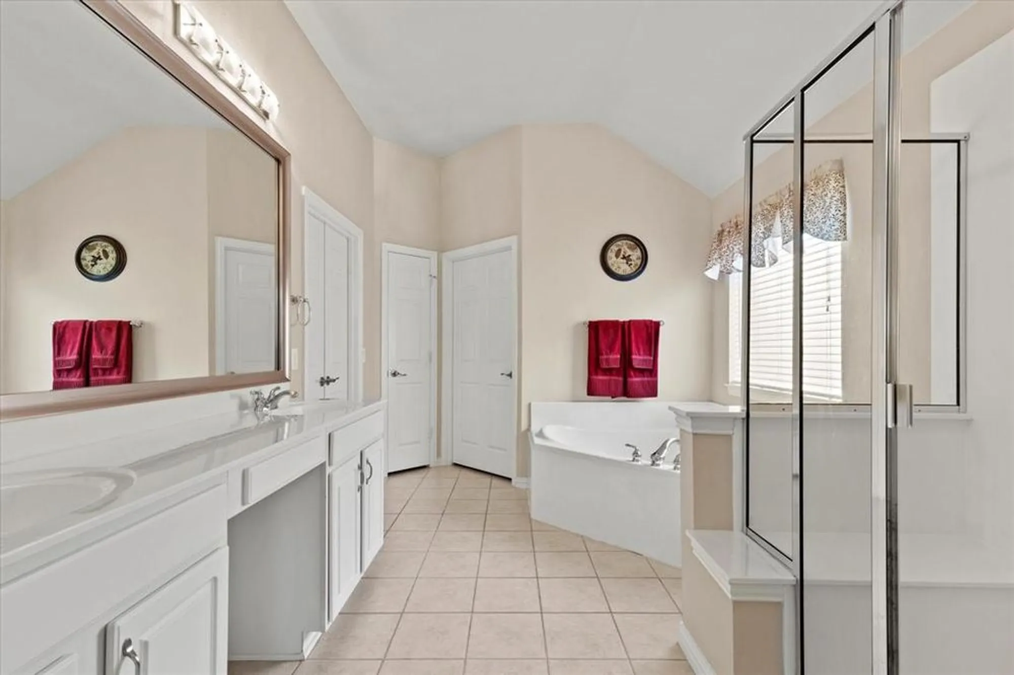 Property Slideshow image 18 of 37 | 927 oakland hills dr, Fairview, TX, 75069
