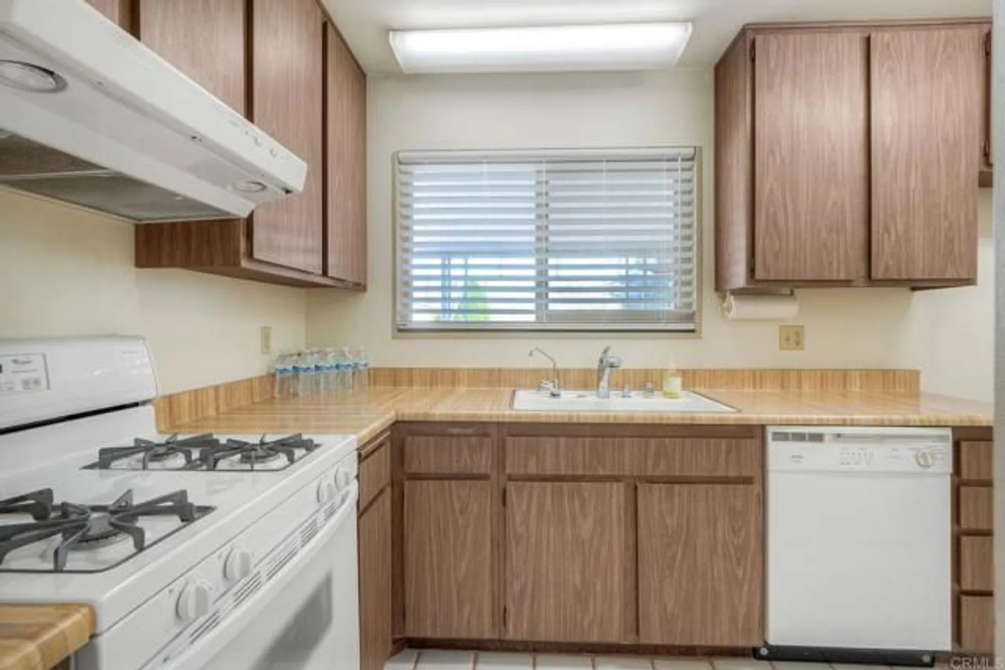 Property Slideshow image 7 of 30 | 1410 panorama ridge rd, Oceanside, CA, 92056