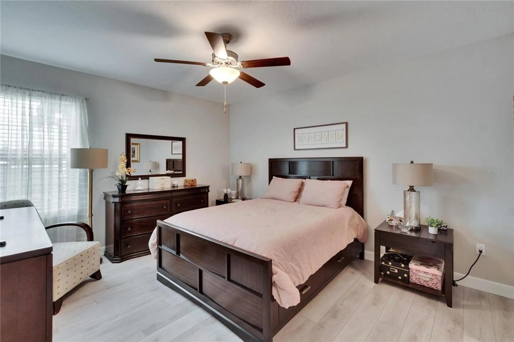 Property Slideshow image 28 of 97 | 16927 april plush dr, Wimauma, FL, 33598
