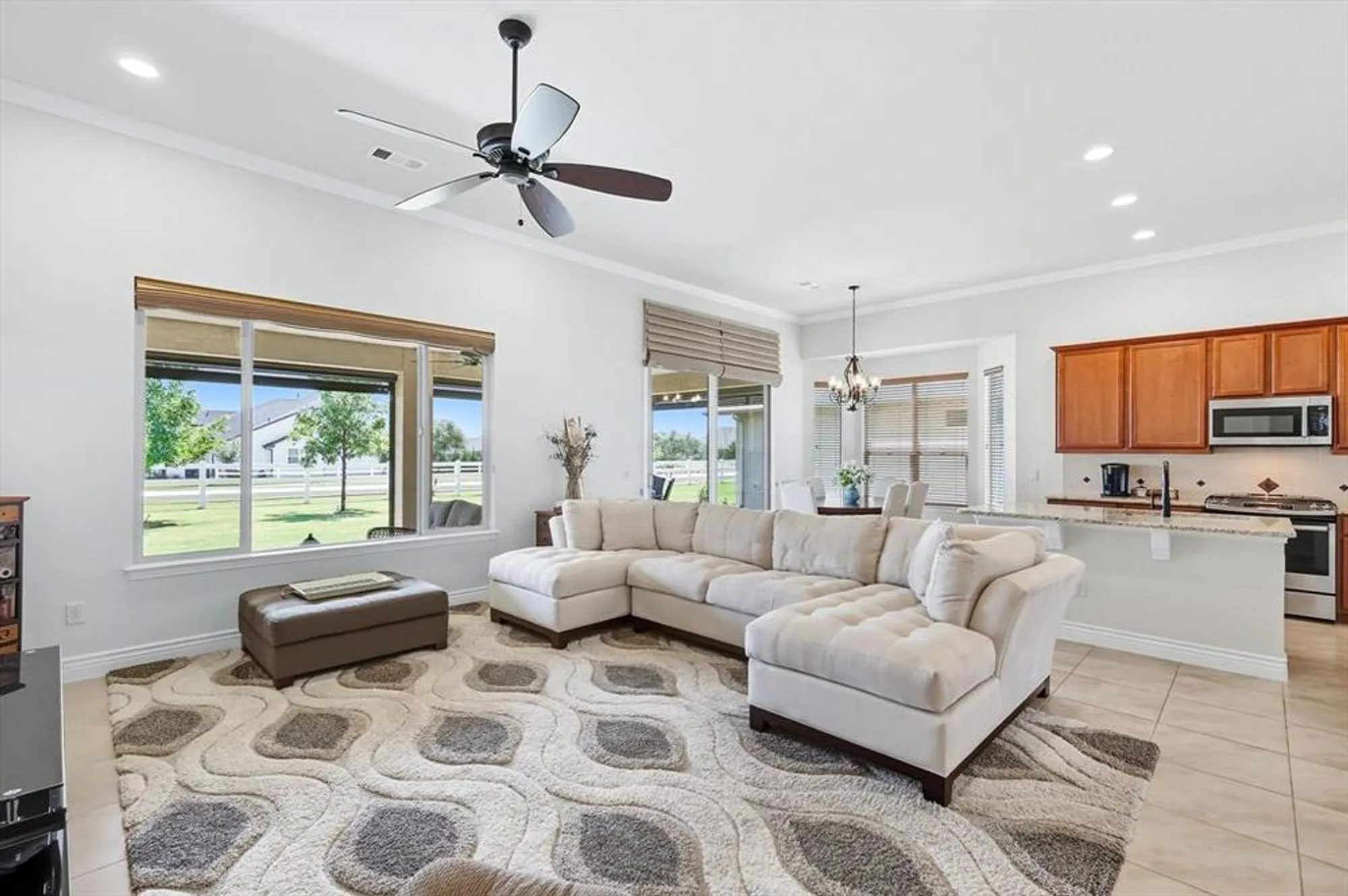 Property Slideshow image 5 of 32 | 11909 willet way, Denton, TX, 76207