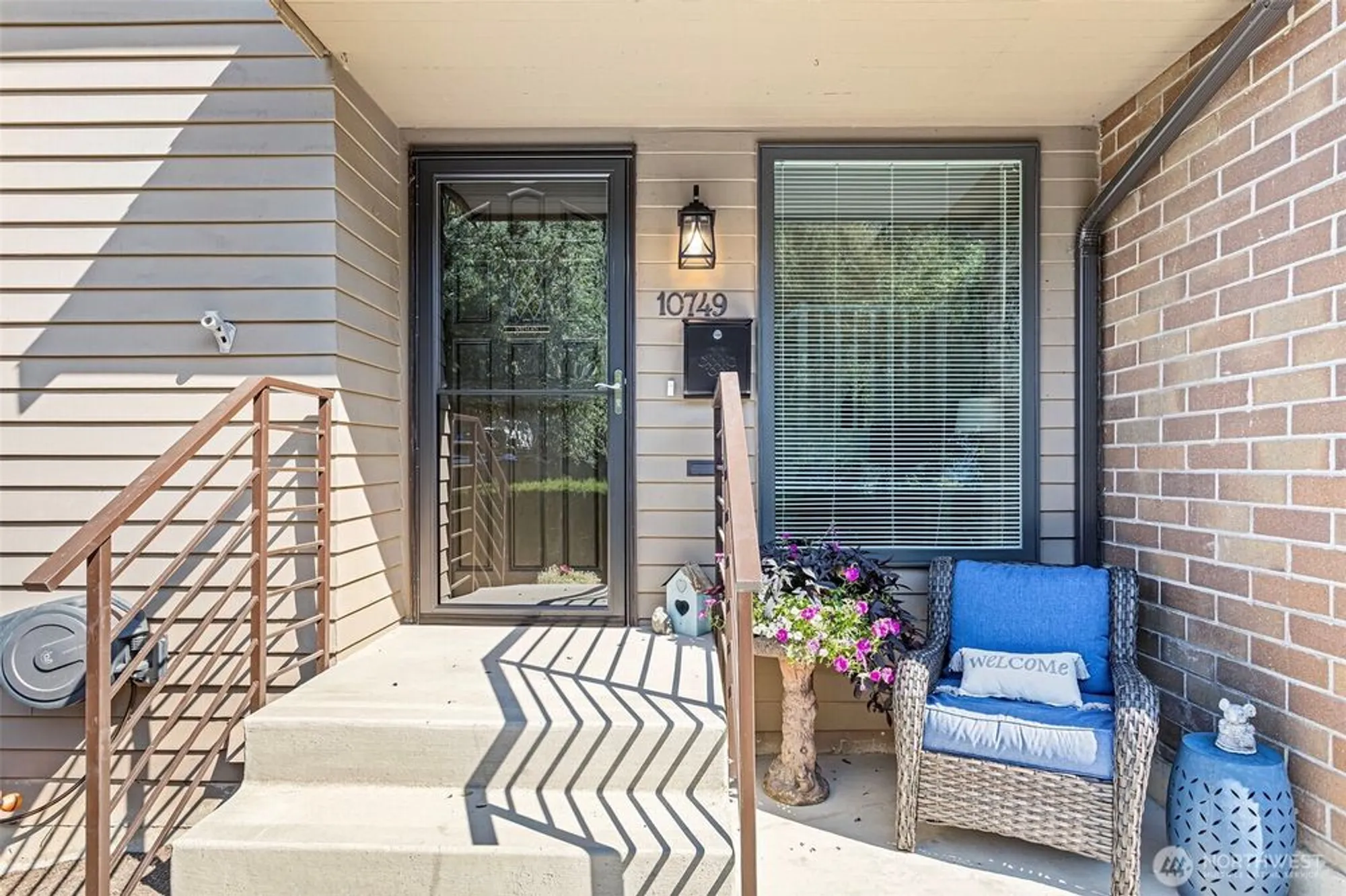 Property Slideshow image 2 of 40 | 10749 glen acres dr s # 10749s, Seattle, WA, 98168