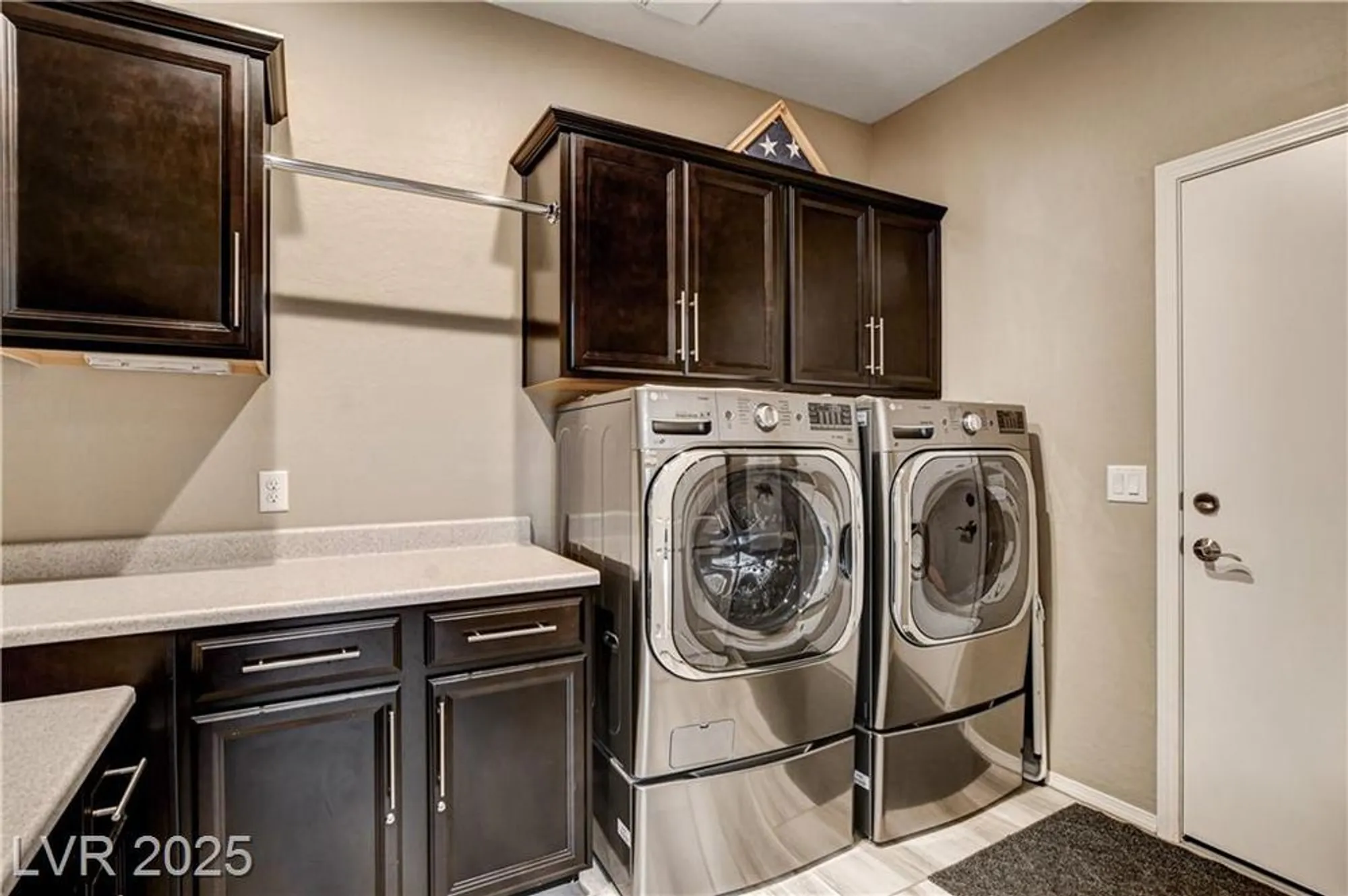 Property Slideshow image 13 of 63 | 3712 corte bella hills ave, North Las Vegas, NV, 89081