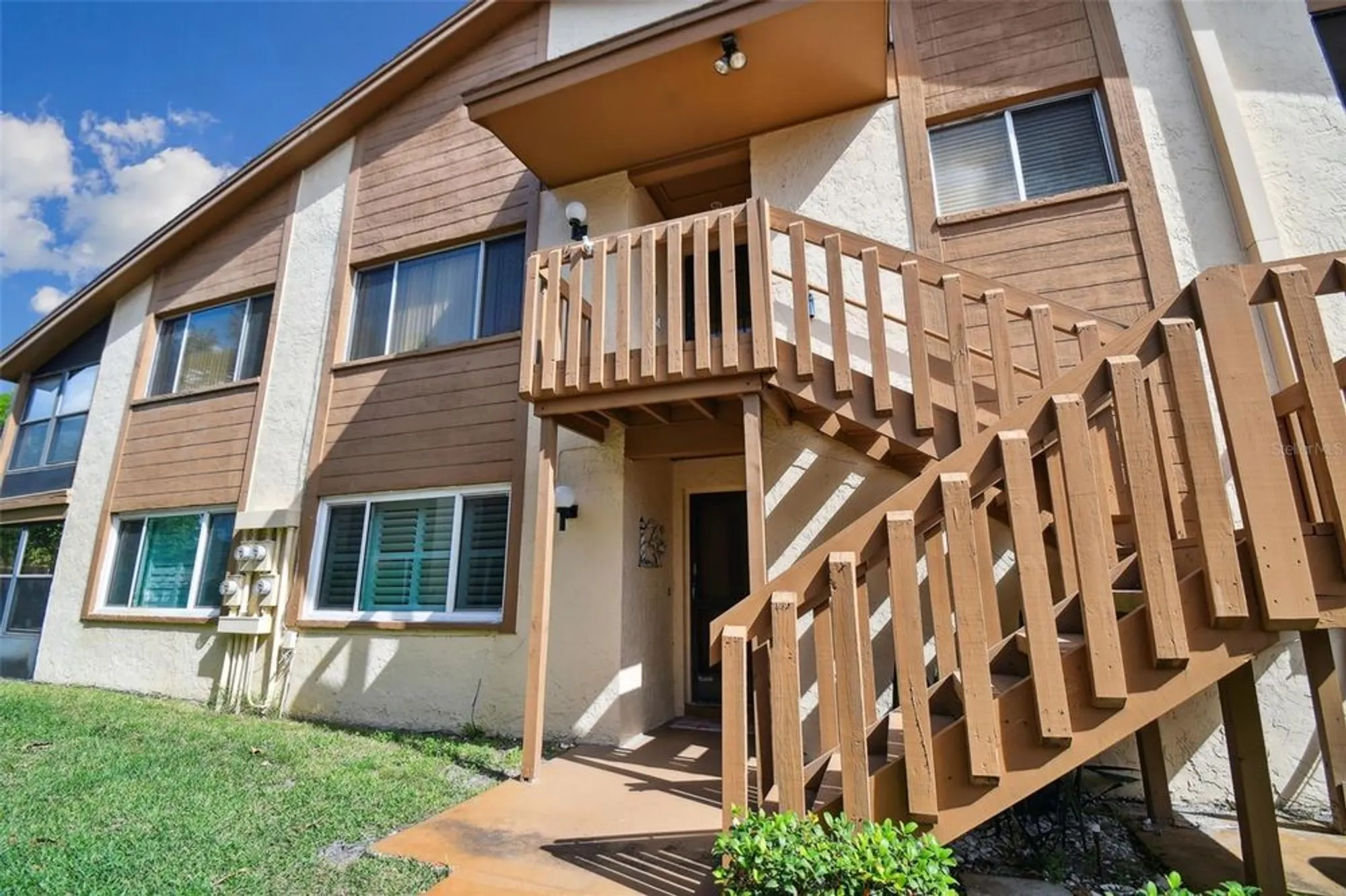 Property Slideshow image 1 of 46 | 4028 davit dr # 4028, New Port Richey, FL, 34652