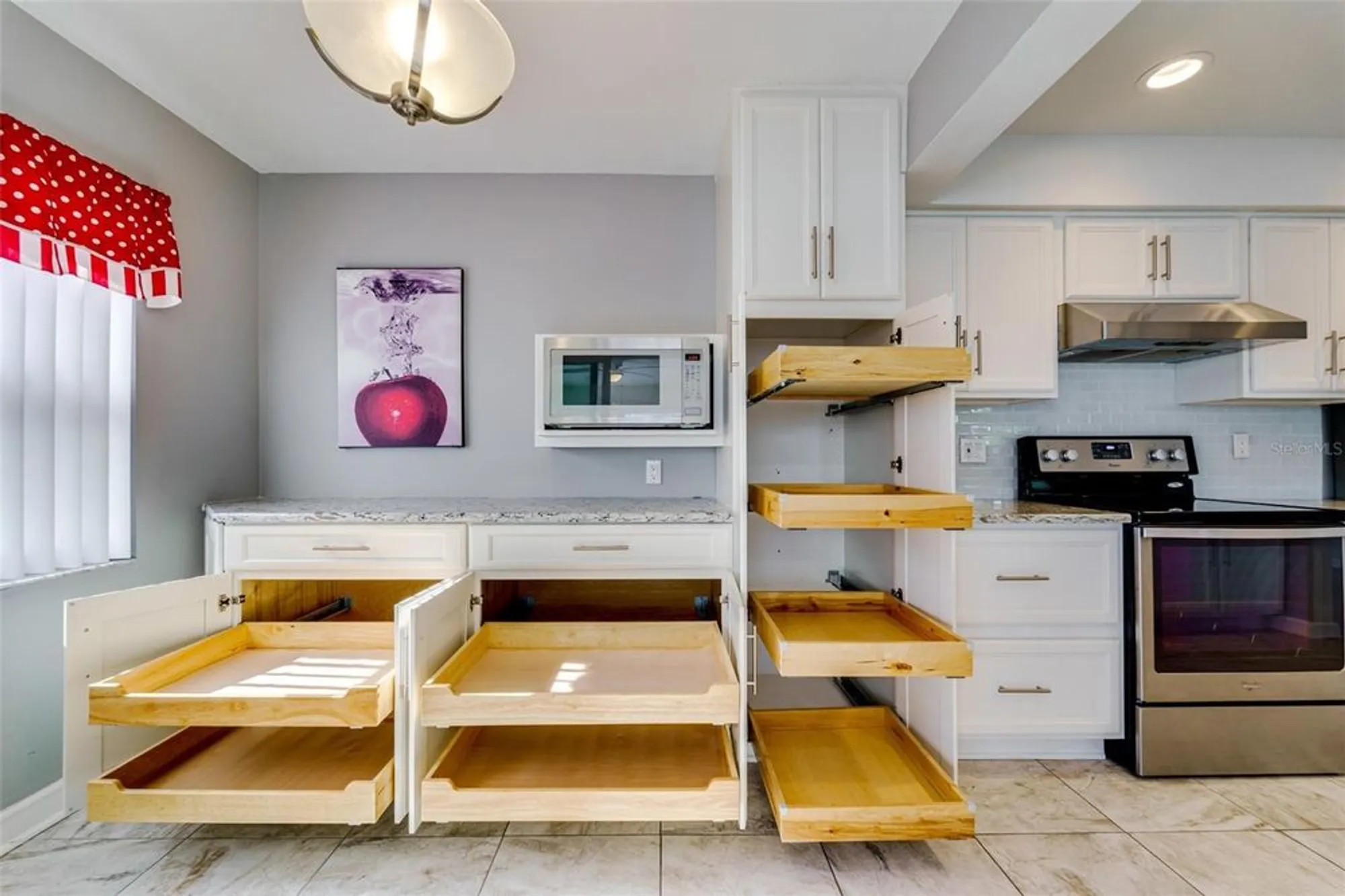 Property Slideshow image 25 of 72 | 9235 35th way n # 6, Pinellas Park, FL, 33782