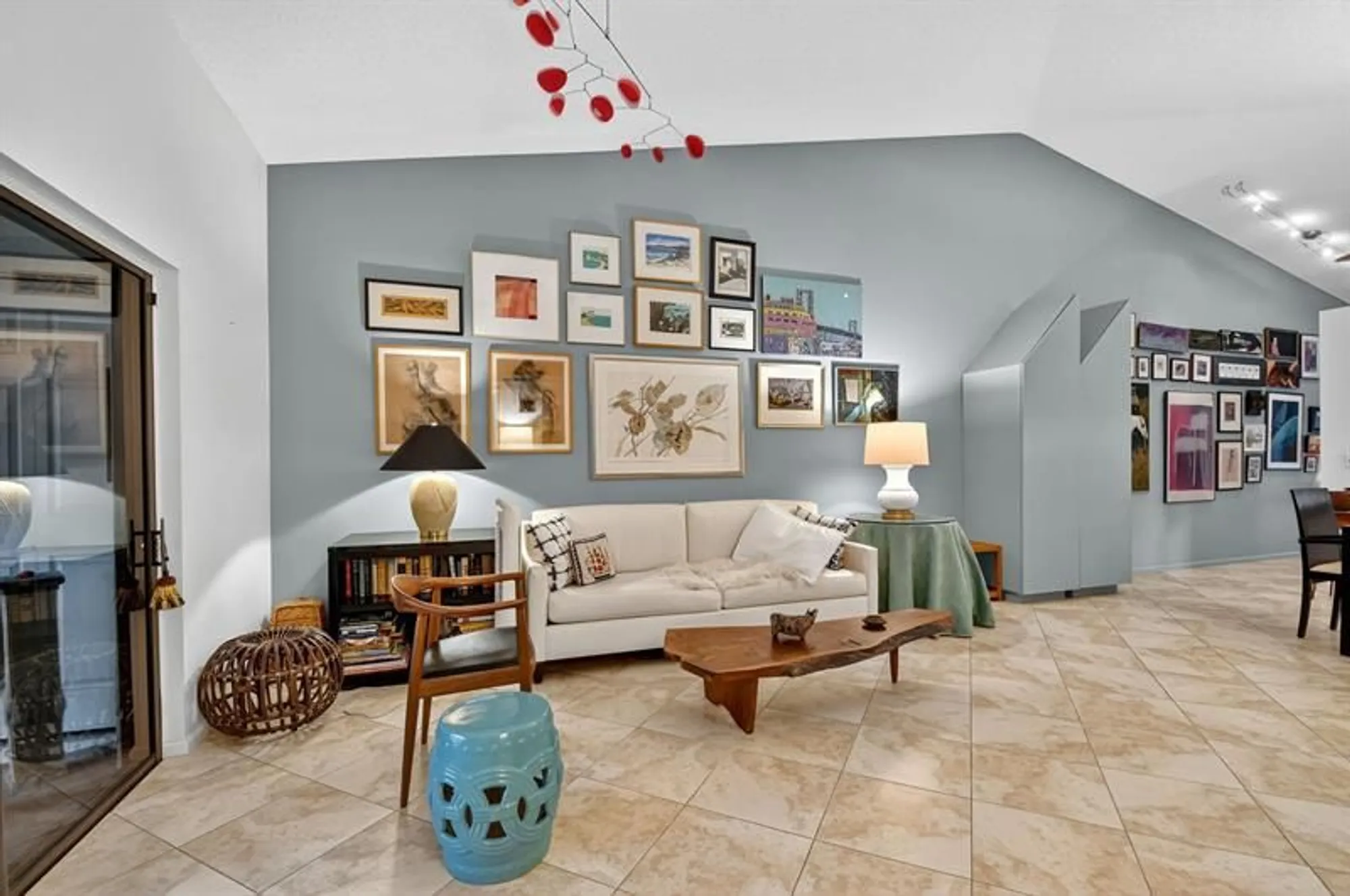 Property Slideshow image 10 of 31 | 9633 sills dr 201, Boynton Beach, FL, 33437