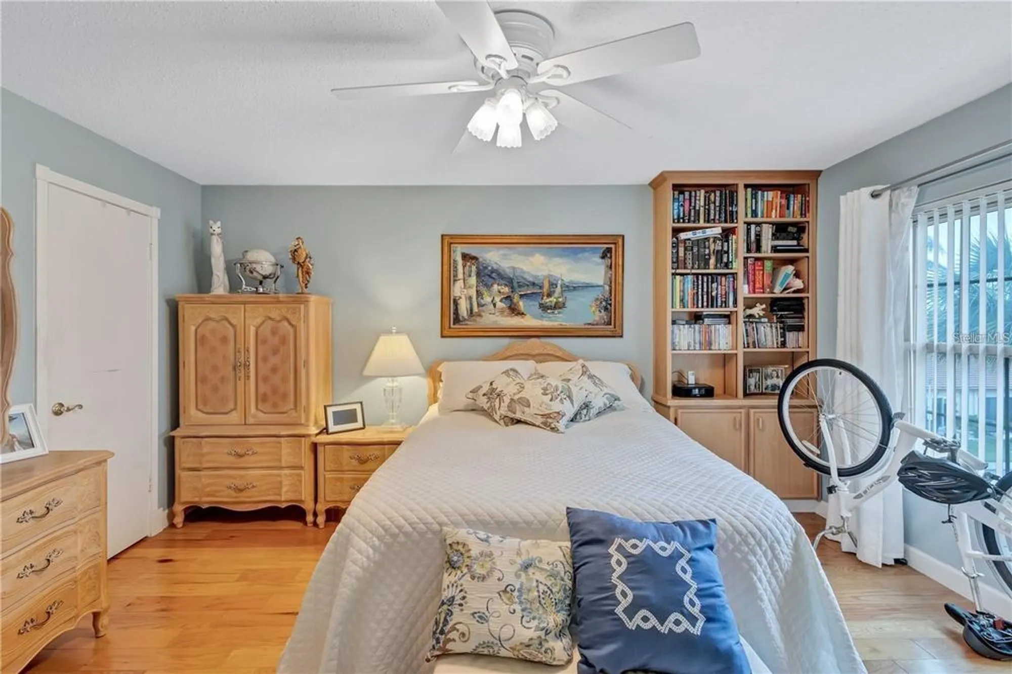 Property Slideshow image 18 of 34 | 19029 us highway 19 n apt 7-28, Clearwater, FL, 33764