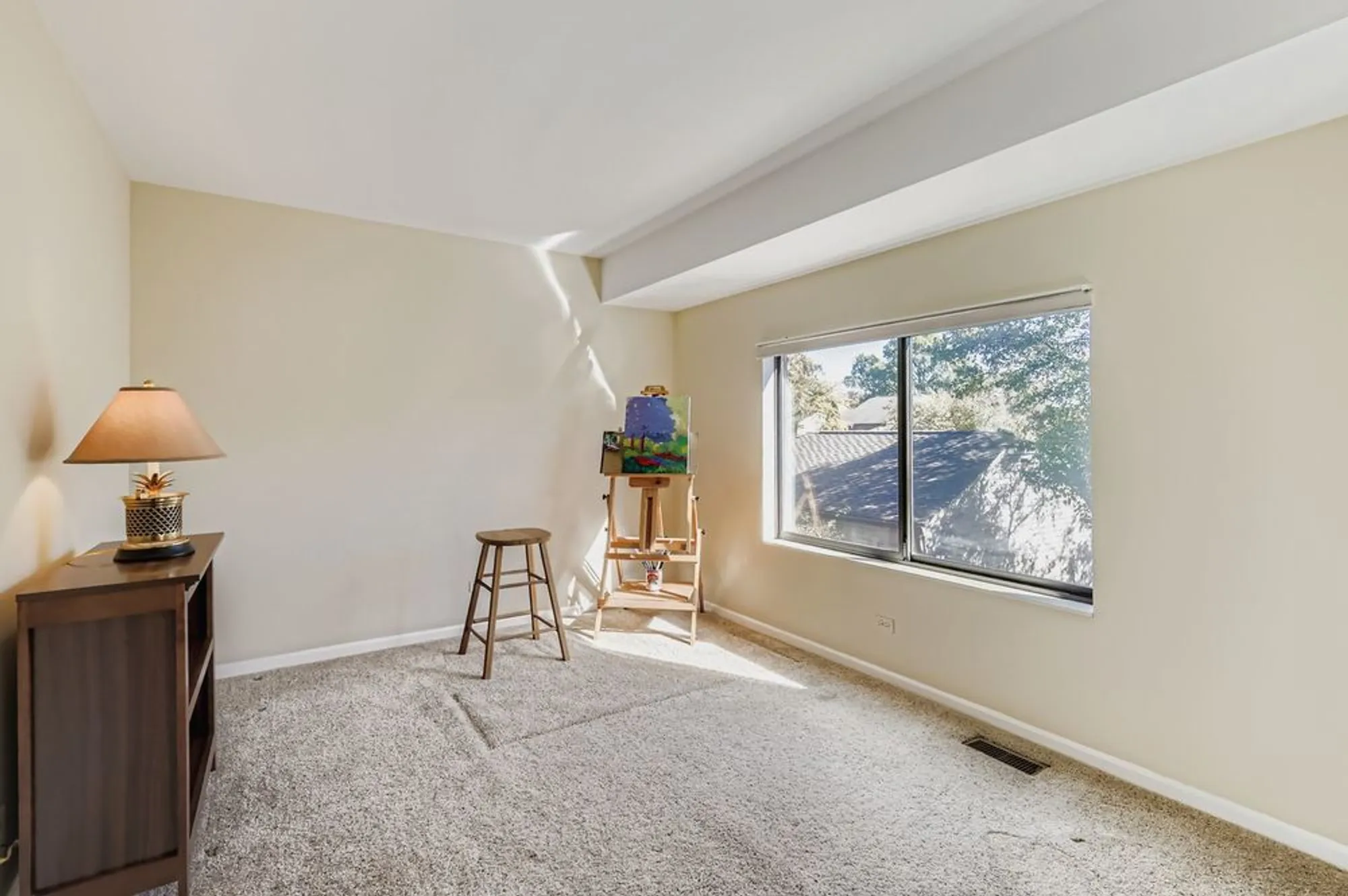 Property Slideshow image 20 of 53 | 668 shoreline rd, Lake Barrington, IL, 60010