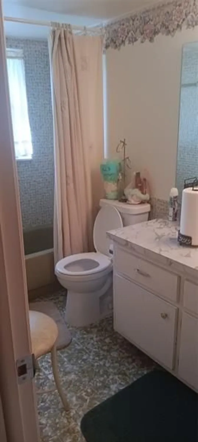 Property Slideshow image 5 of 8 | 2271 nw 48th ter 207, Lauderhill, FL, 33313