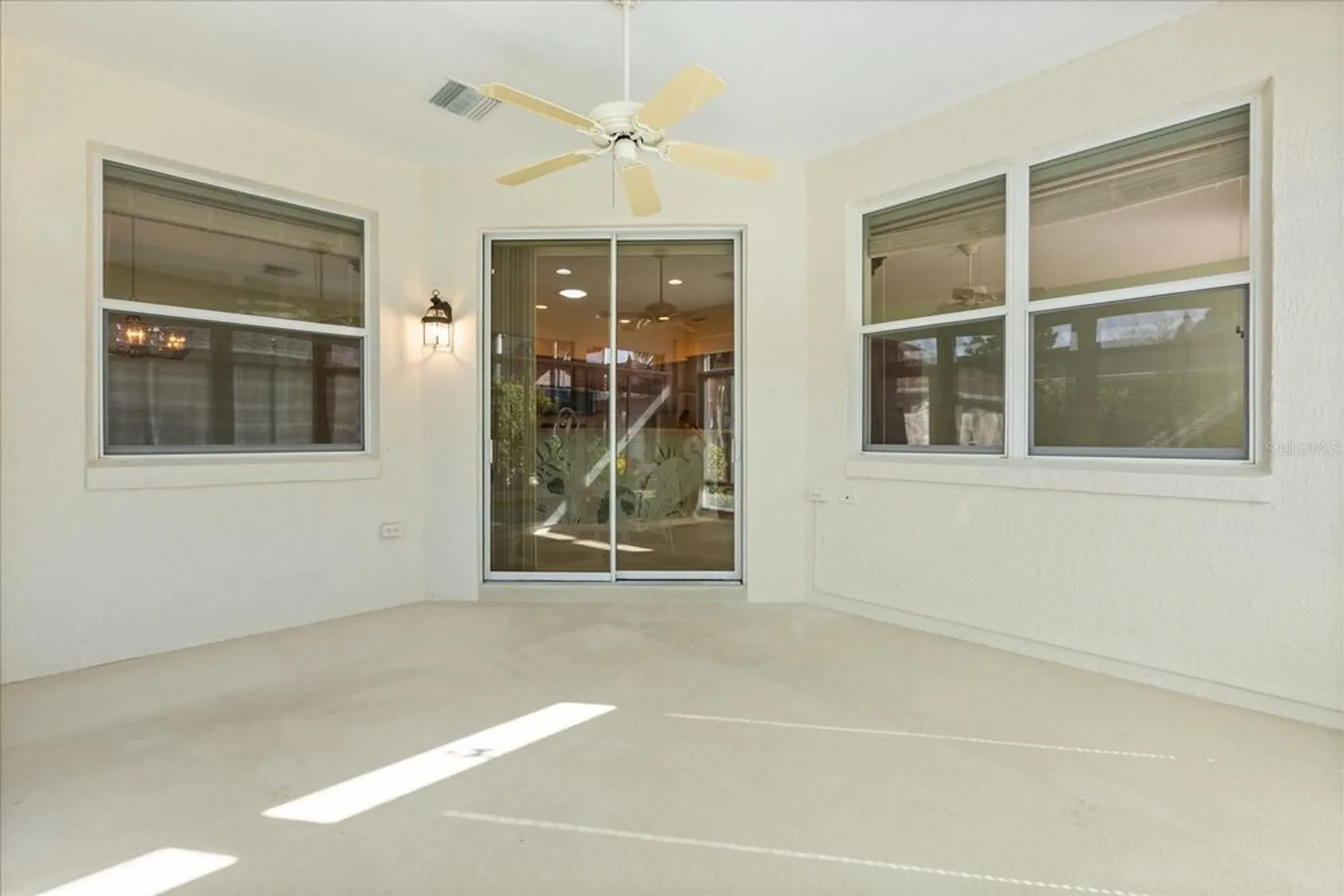 Property Slideshow image 24 of 28 | 1424 irwin way, The Villages, FL, 32162