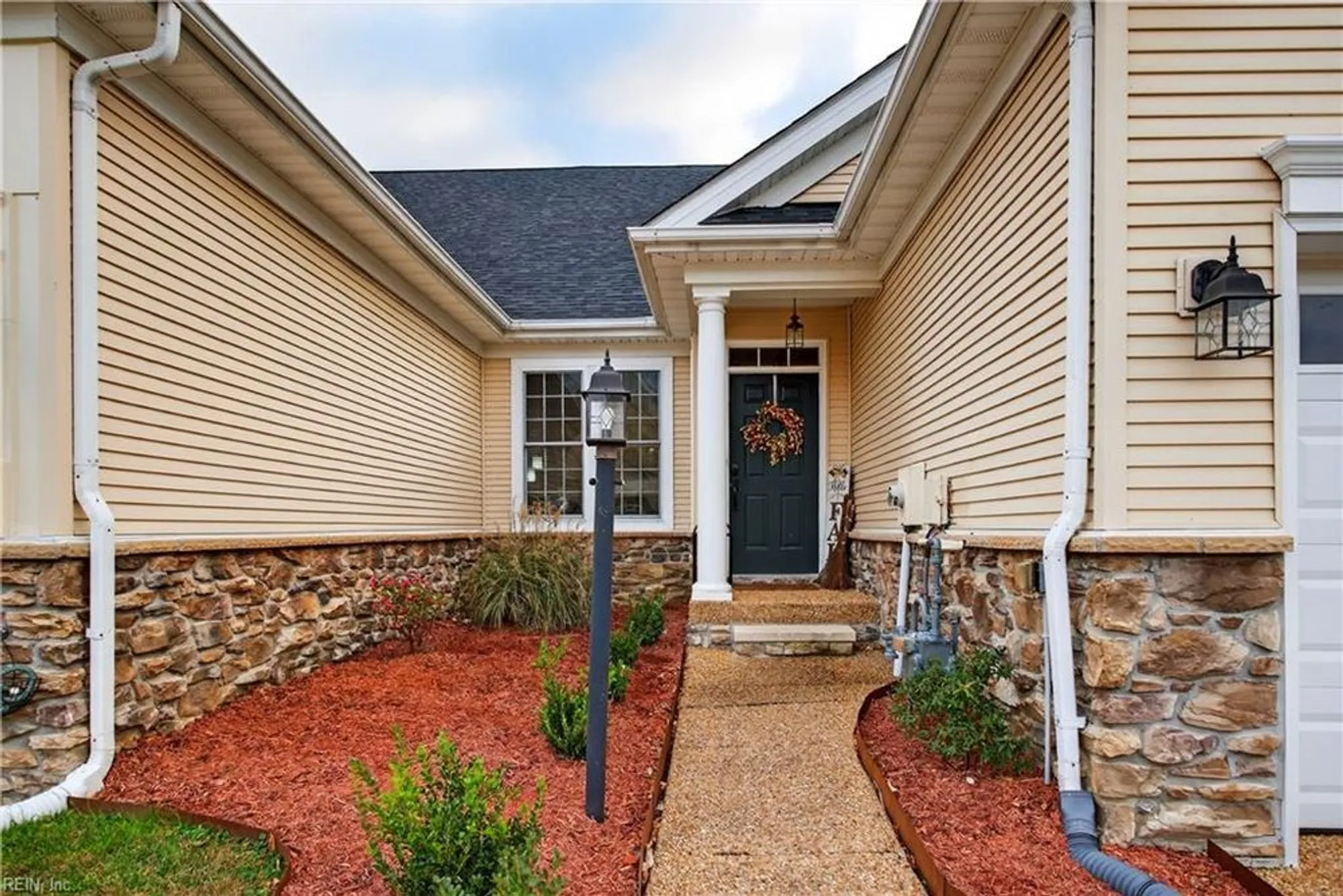 Property Slideshow image 2 of 33 | 4331 audley green ter, Williamsburg, VA, 23188