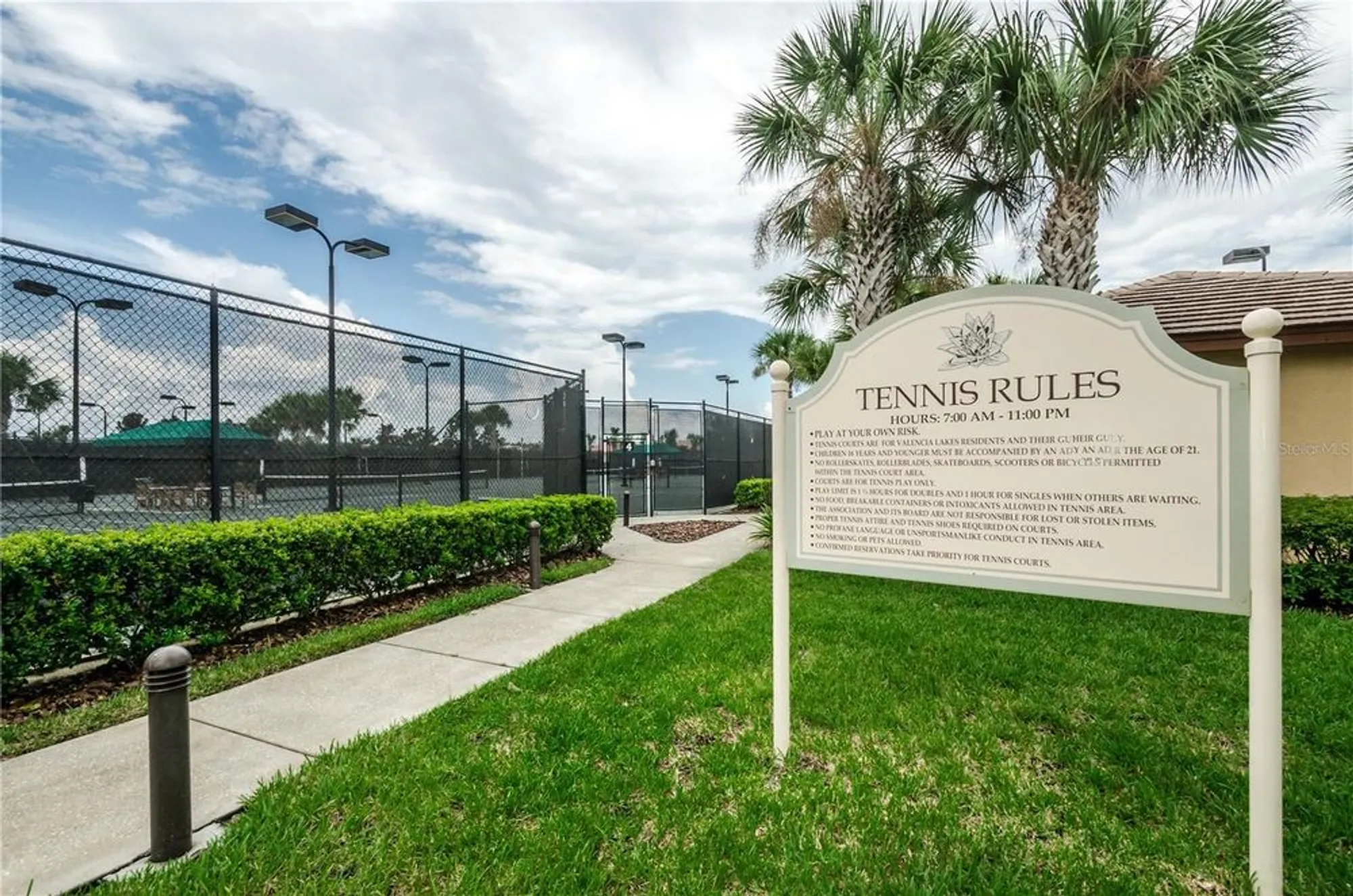 Property Slideshow image 74 of 96 | 4918 sandy brook cir, Wimauma, FL, 33598