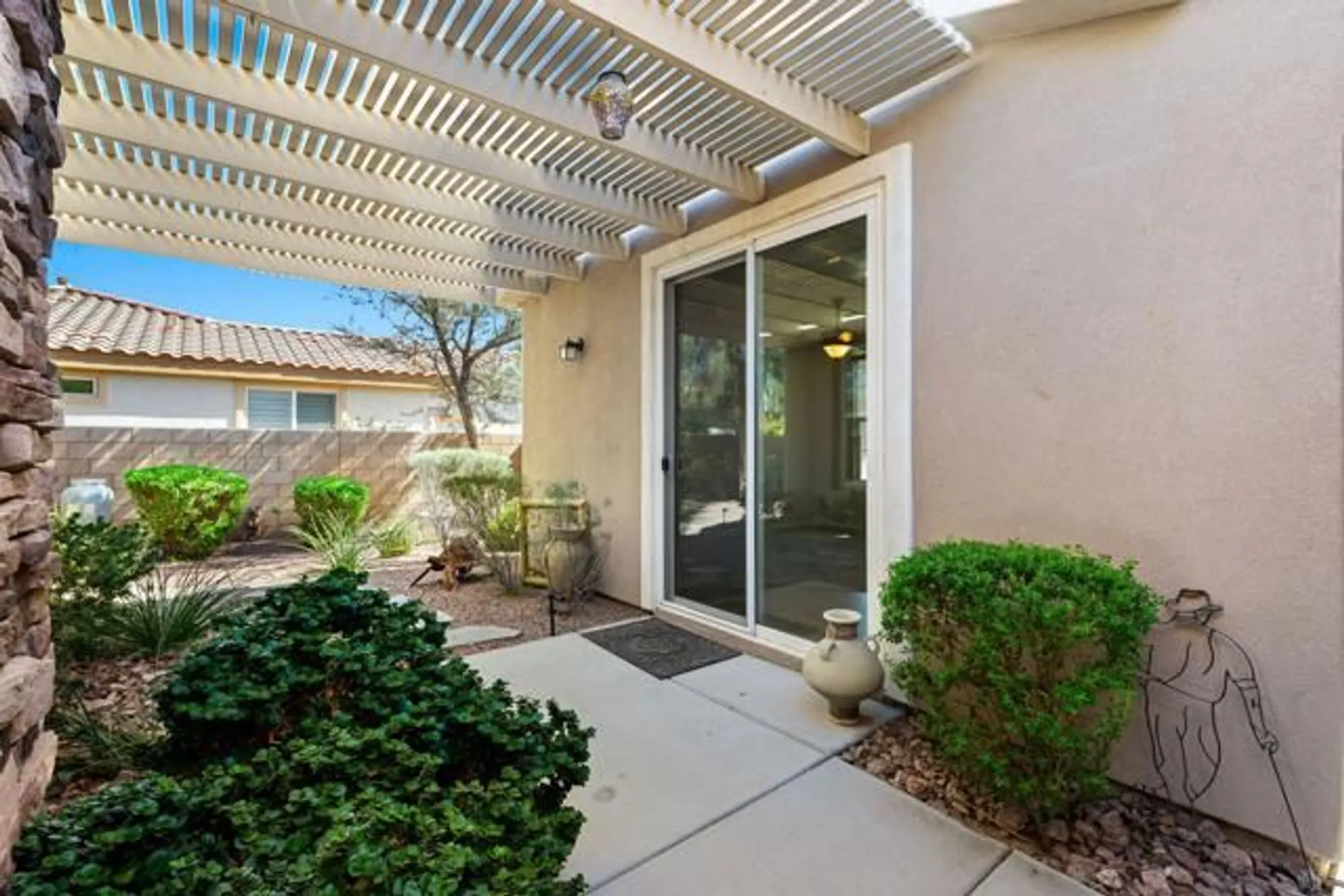 Property Slideshow image 29 of 83 | 81406 joshua tree ct, La Quinta, CA, 92253
