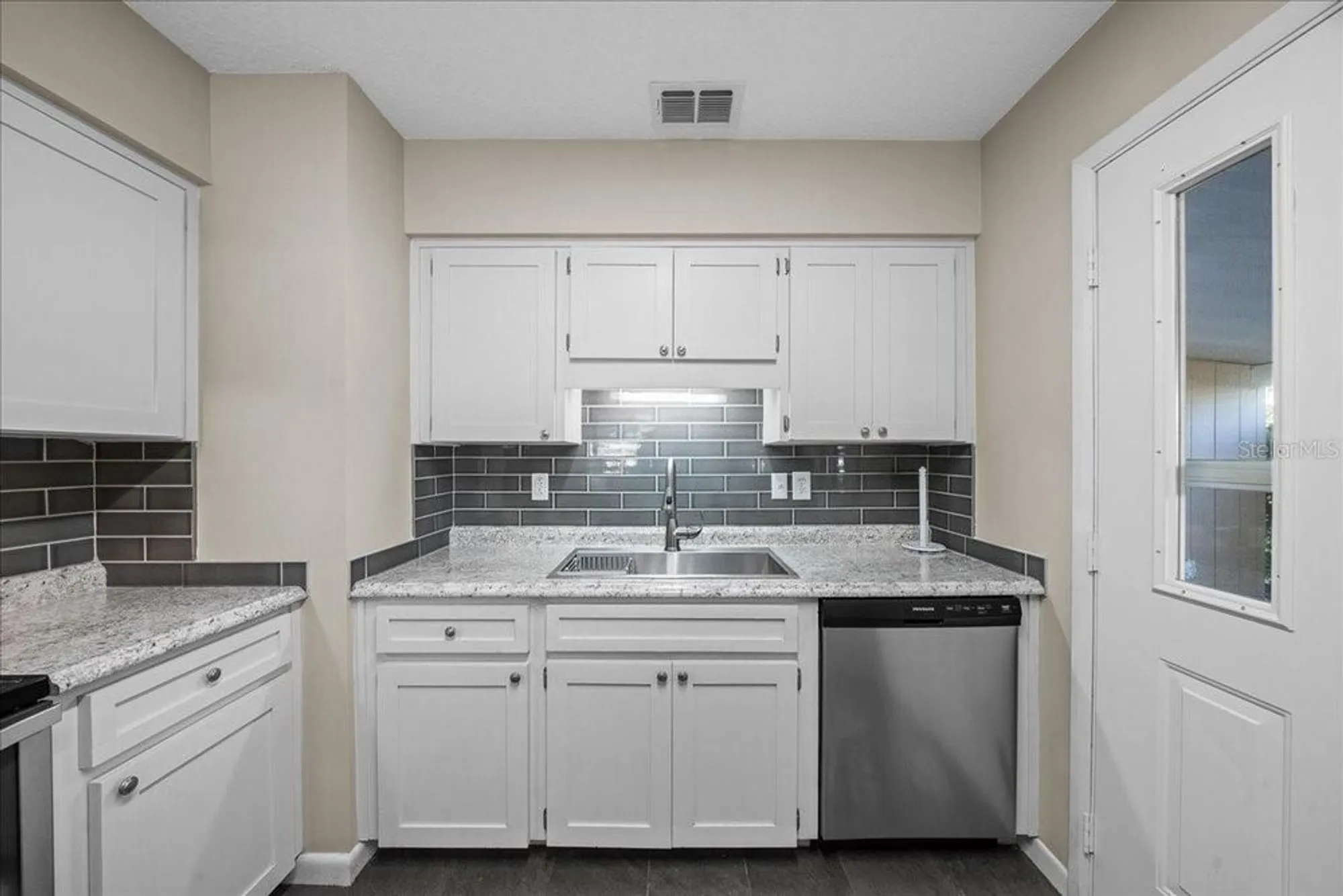 Property Slideshow image 5 of 53 | 9070 sw 104th pl, Ocala, FL, 34481