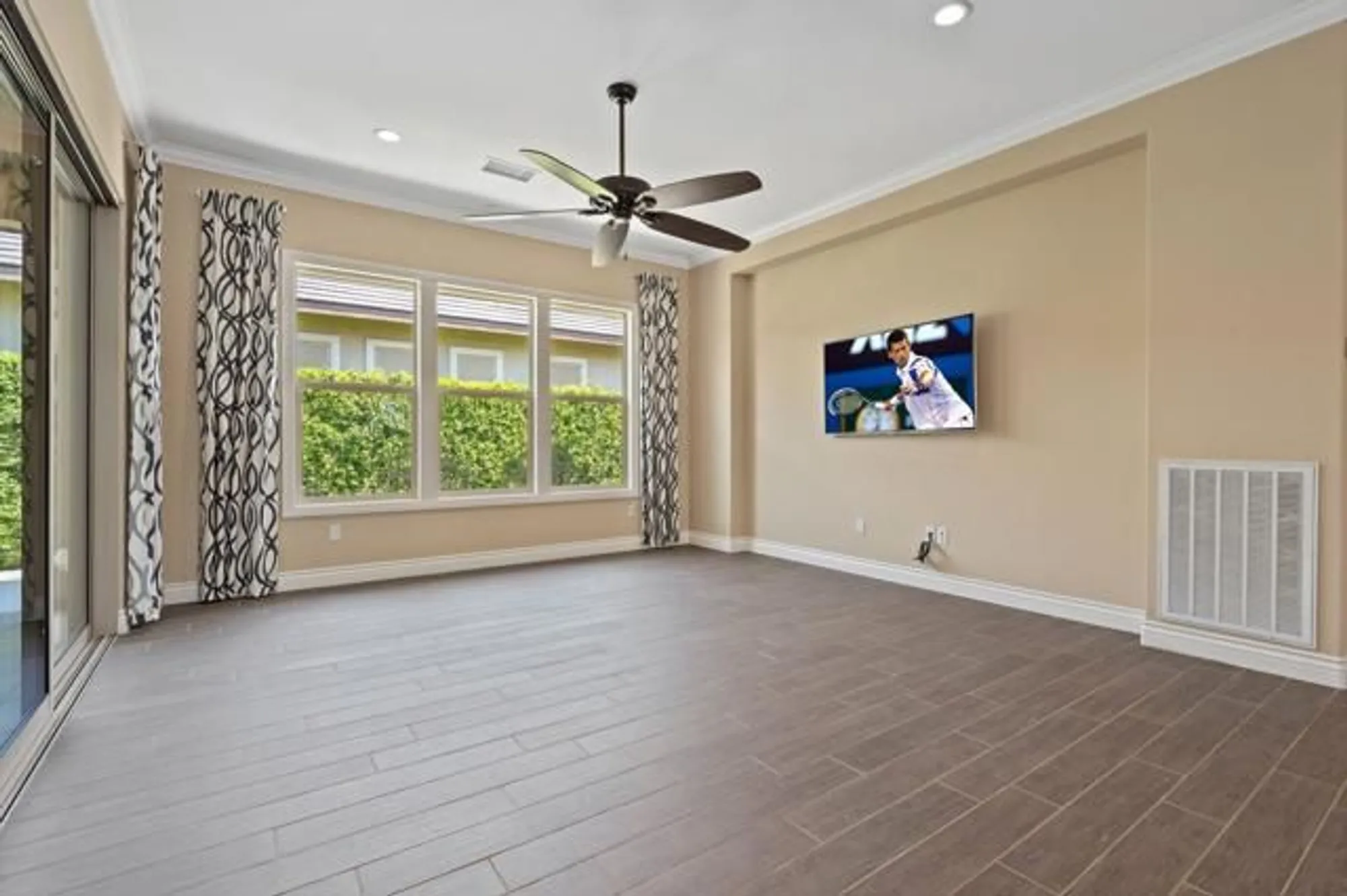 Property Slideshow image 9 of 35 | 82707 woodcreek ct, Indio, CA, 92201