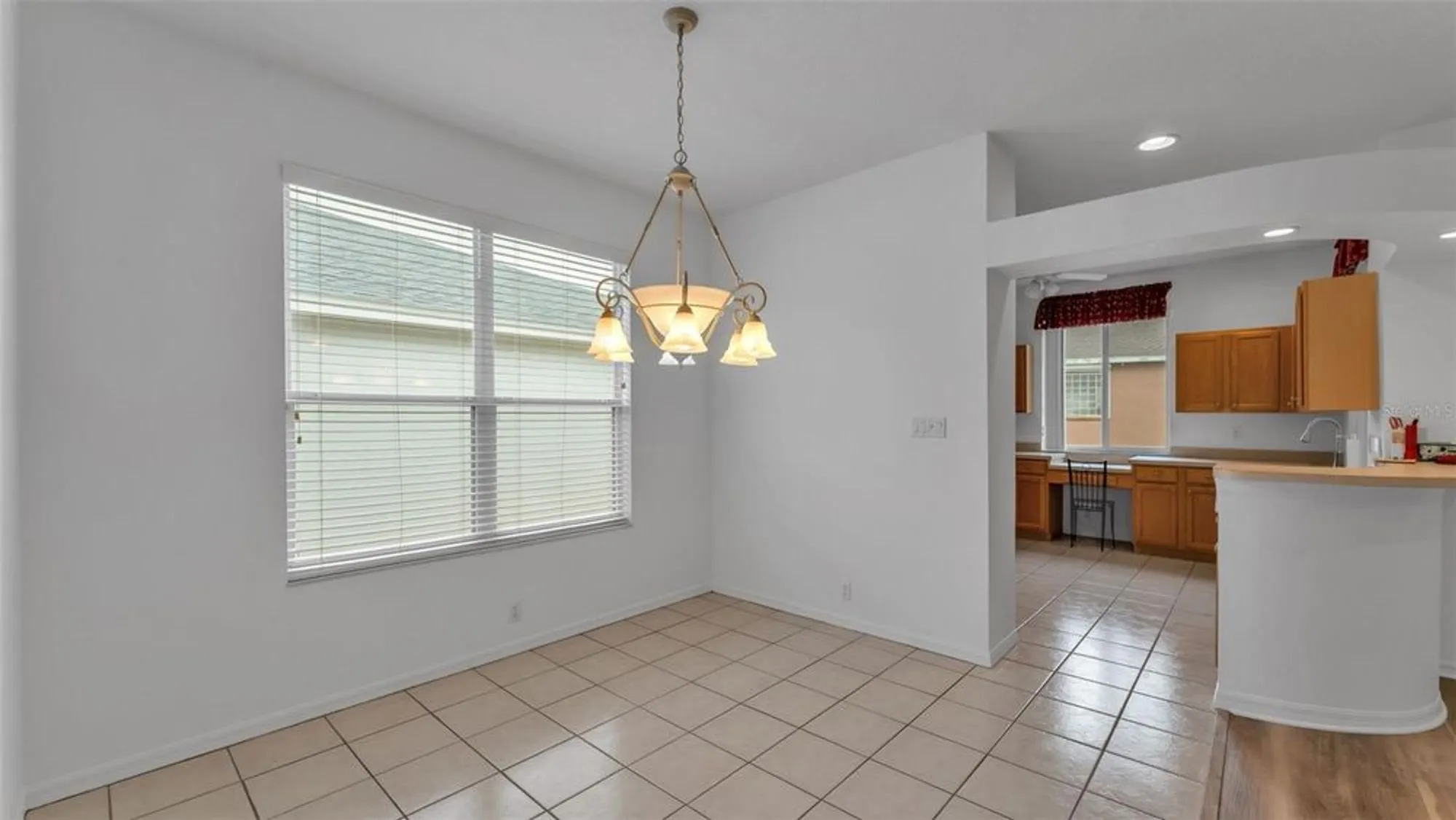 Property Slideshow image 11 of 37 | 4268 windchime ln, Lakeland, FL, 33811