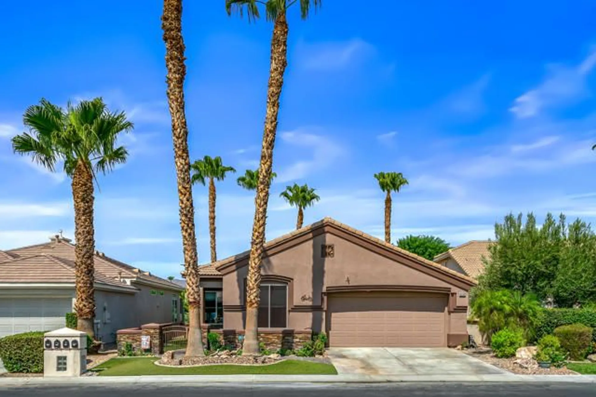 Property Slideshow image 4 of 64 | 43347 n heritage palms dr, Indio, CA, 92201
