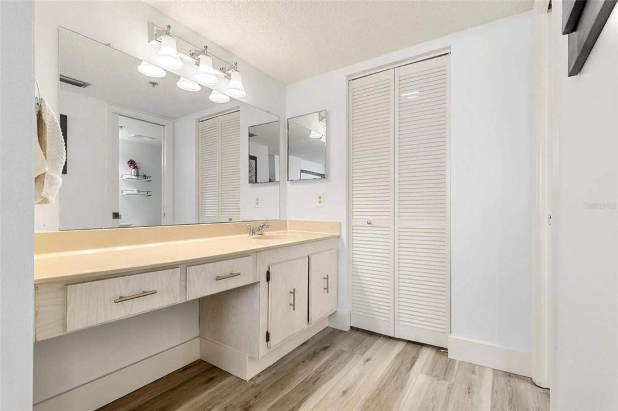 Property Slideshow image 13 of 28 | 6265 sun blvd apt 1201, St Petersburg, FL, 33715