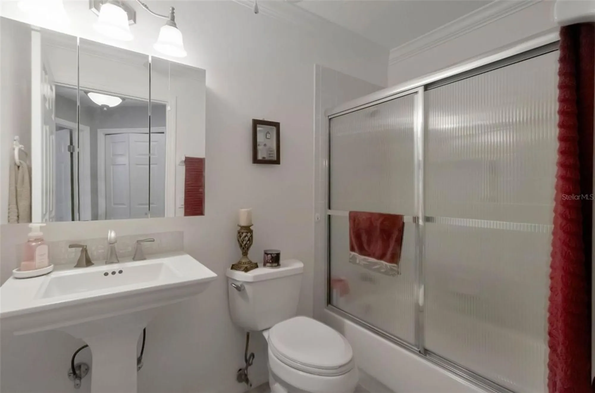 Property Slideshow image 19 of 33 | 725 high vista dr, Davenport, FL, 33837